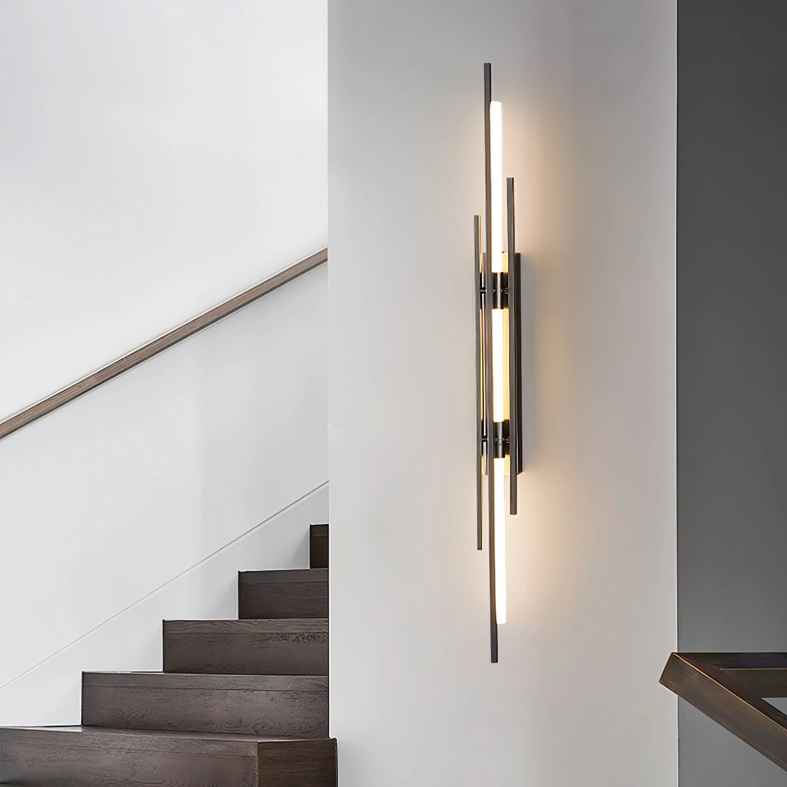 Brass Line Wall Lamp