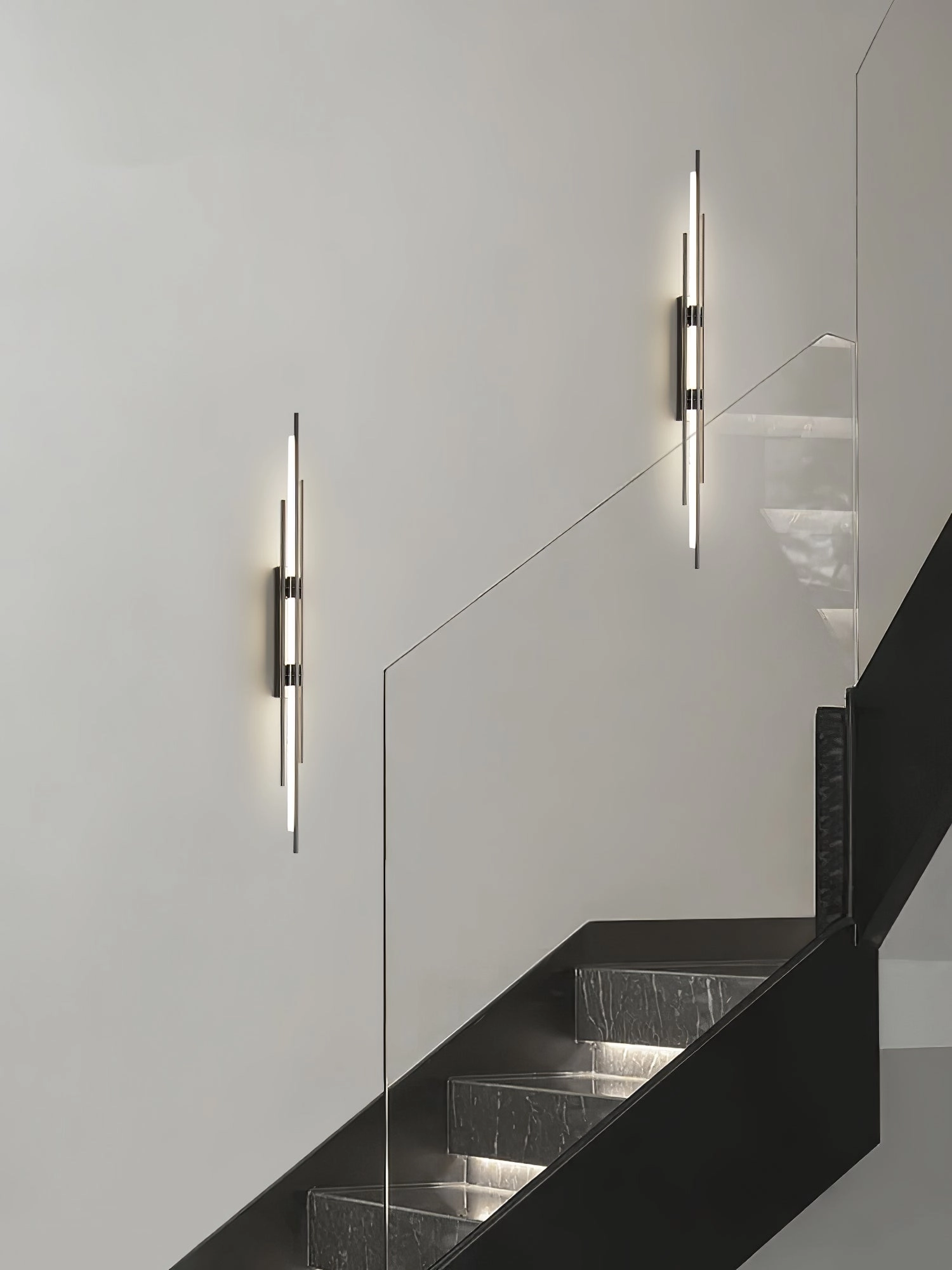 Brass Line Wall Lamp