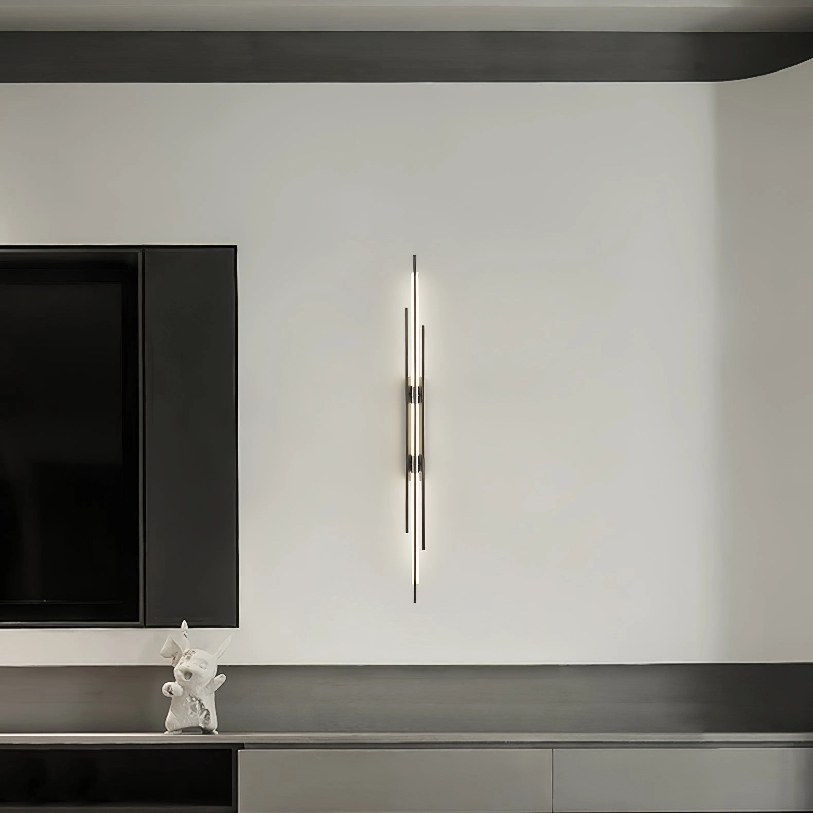 Brass Line Wall Lamp