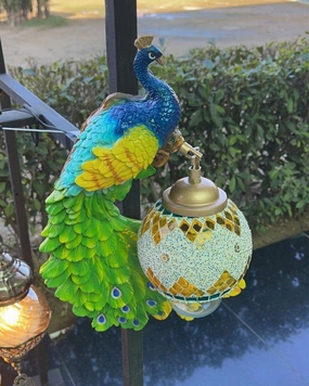 Bringing you one of our finest handcrafted pieces, The Hanging light is the perfect blend of artistic flair and modern appeal. creative lampshade design