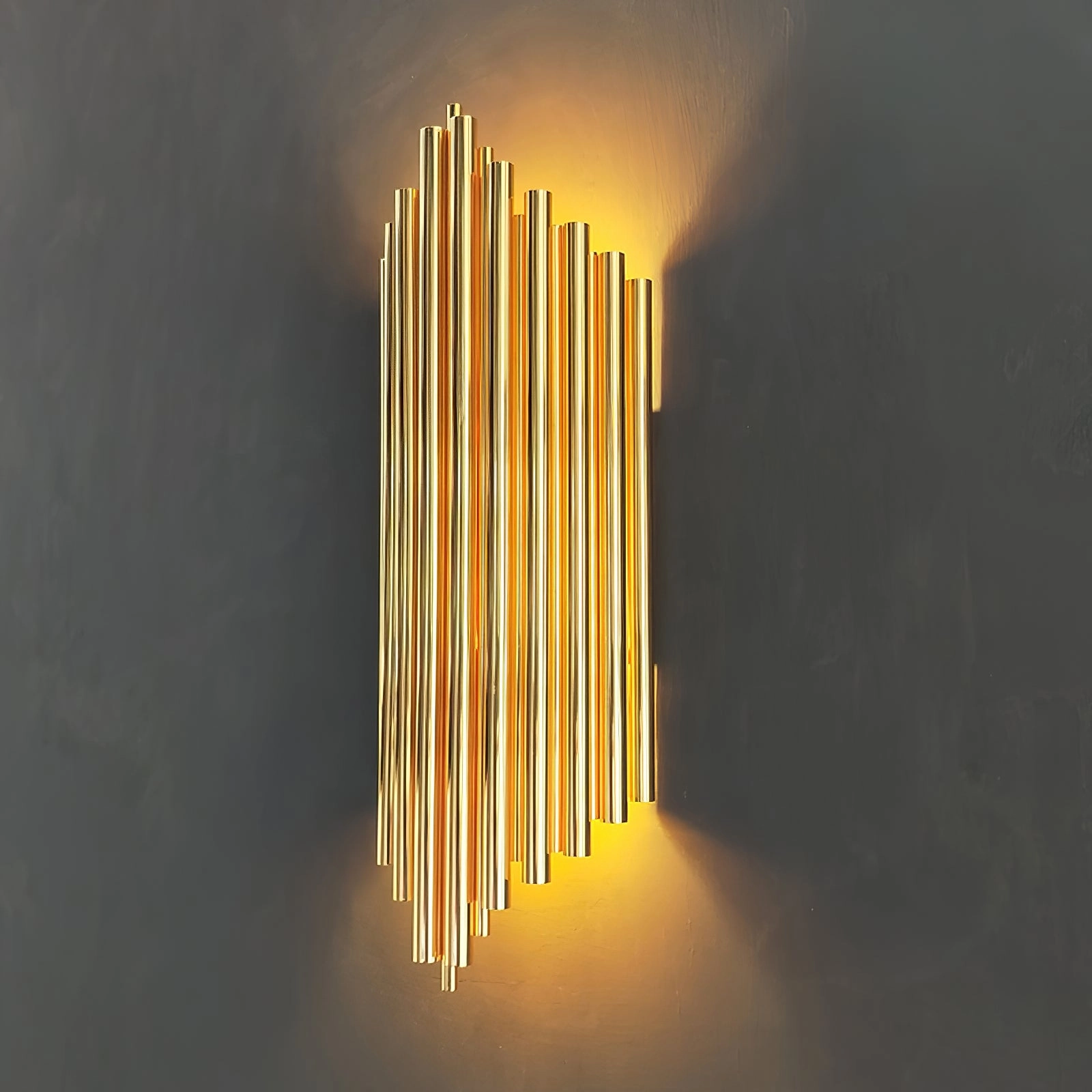 Brubeck Wall Lamp