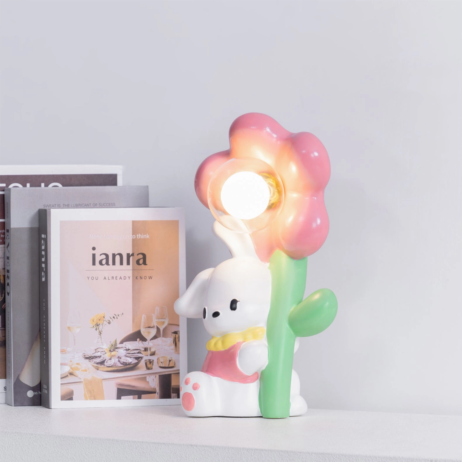 Bunny Flower Table Lamp