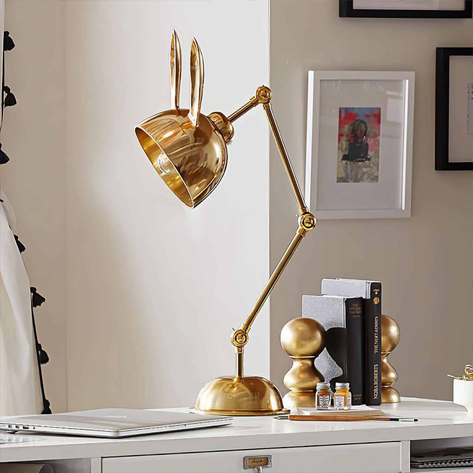 Bunny Task Table Lamp
