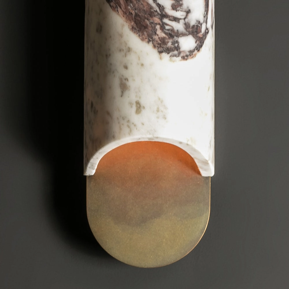 Capsule Wall Lamp