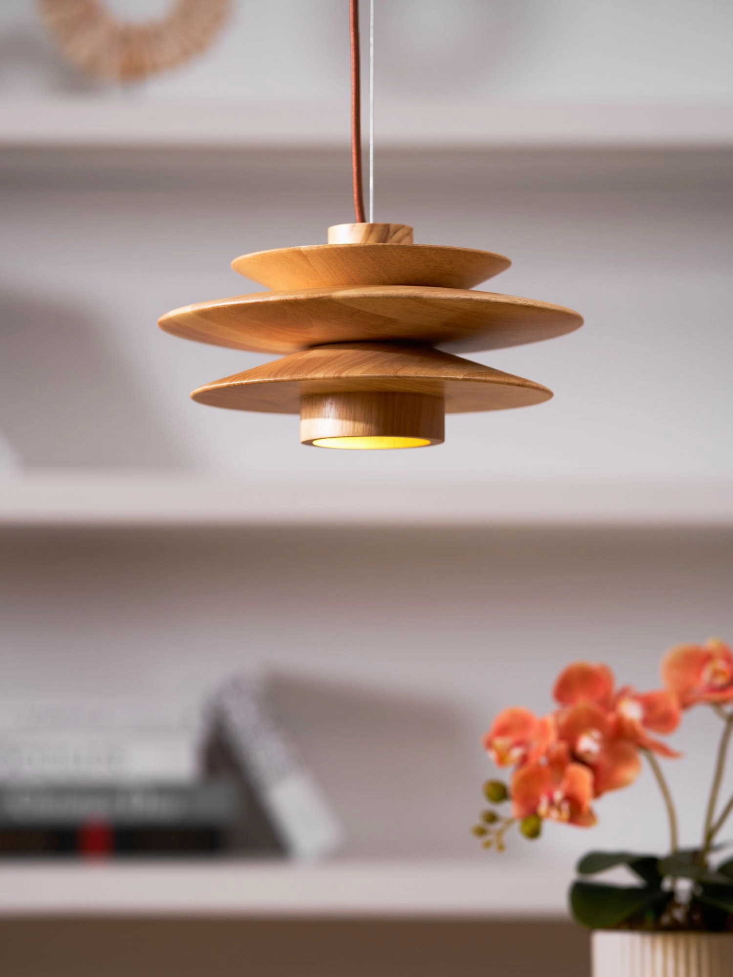 Cascade Wooden Disc Pendant Lamp