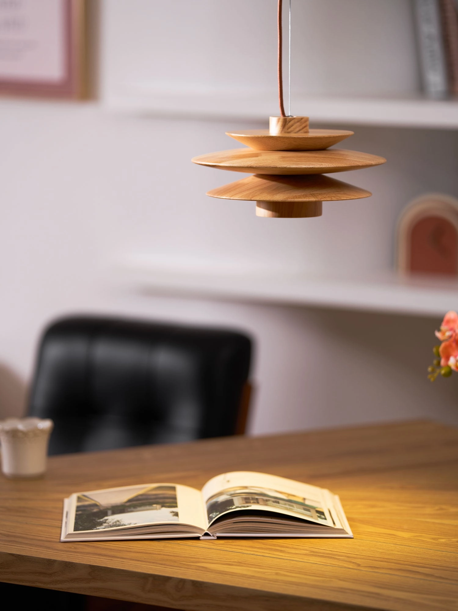 Cascade Wooden Disc Pendant Lamp