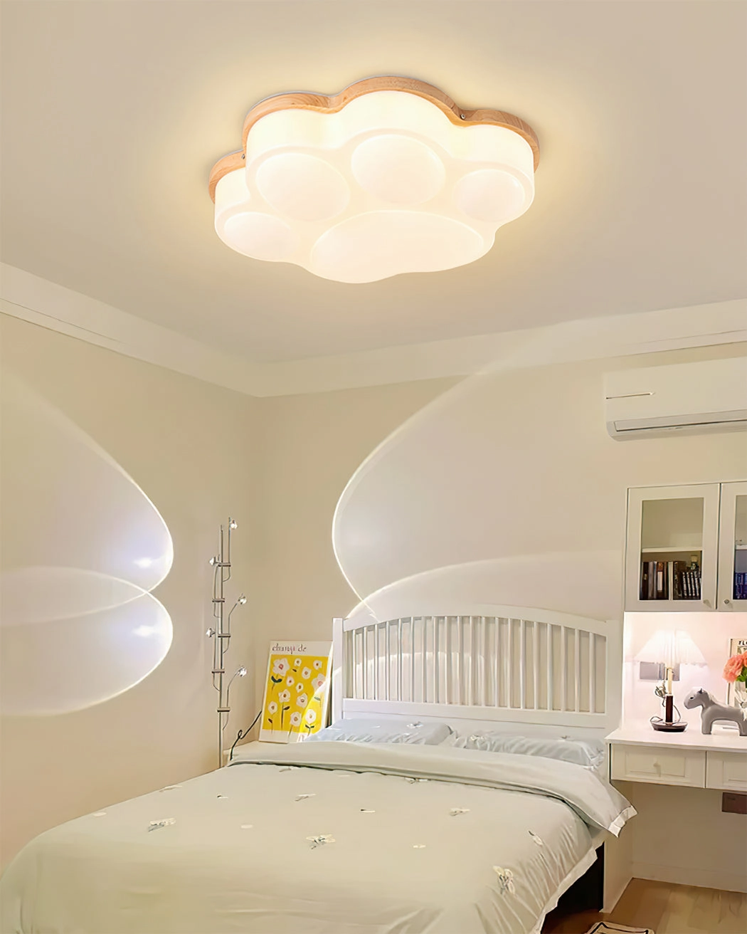 Cat Paw Ceiling Lamp