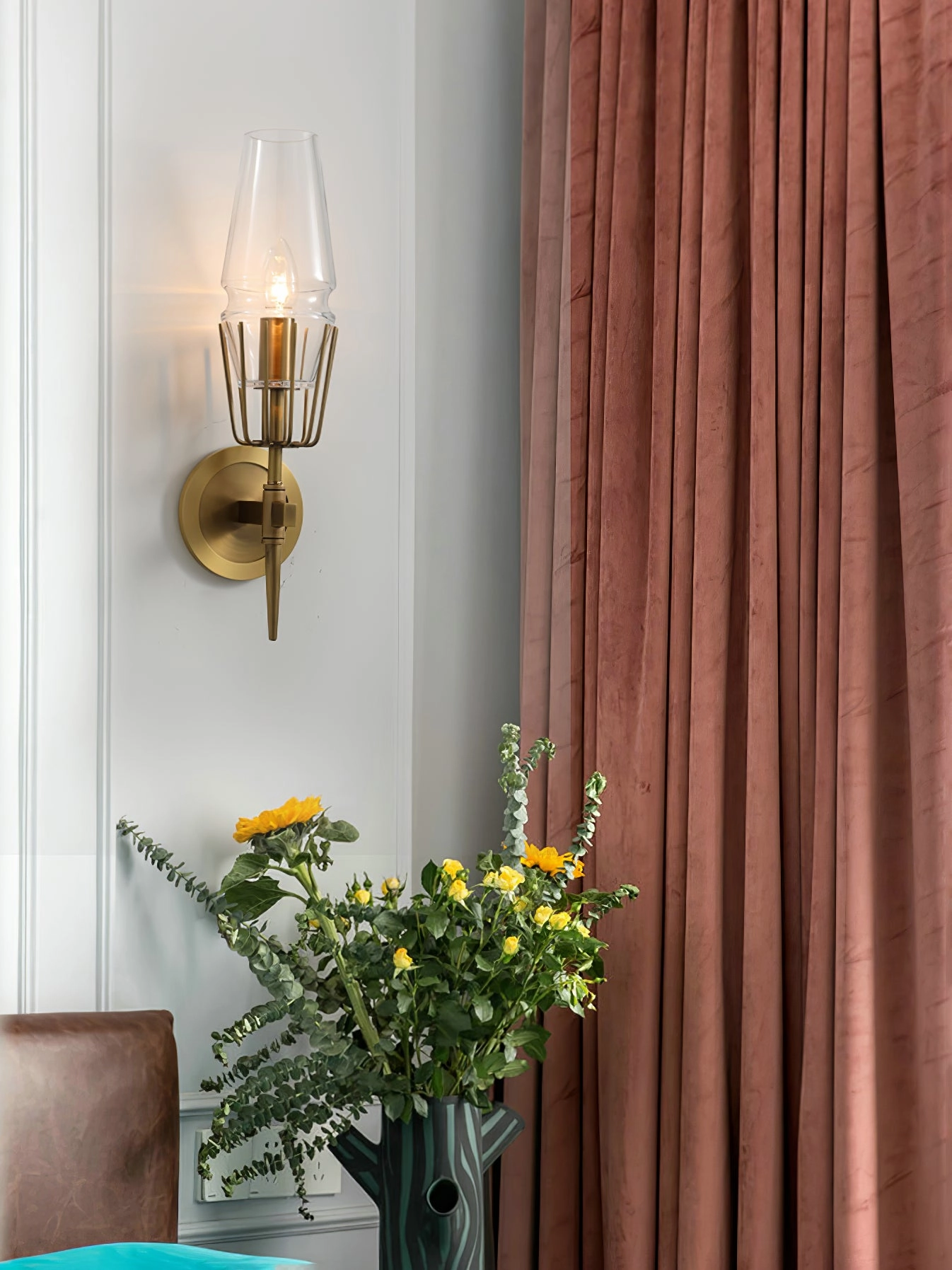 Chaillot Wall Lamp