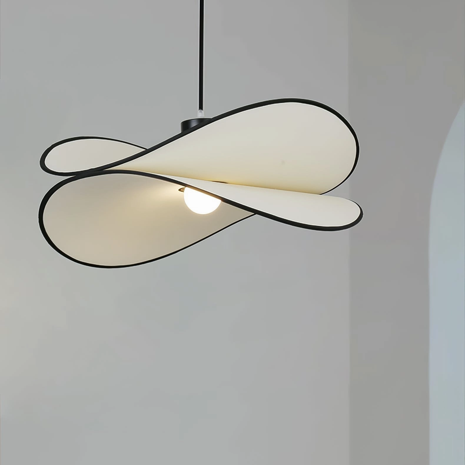 Chloe Pendant Lamp