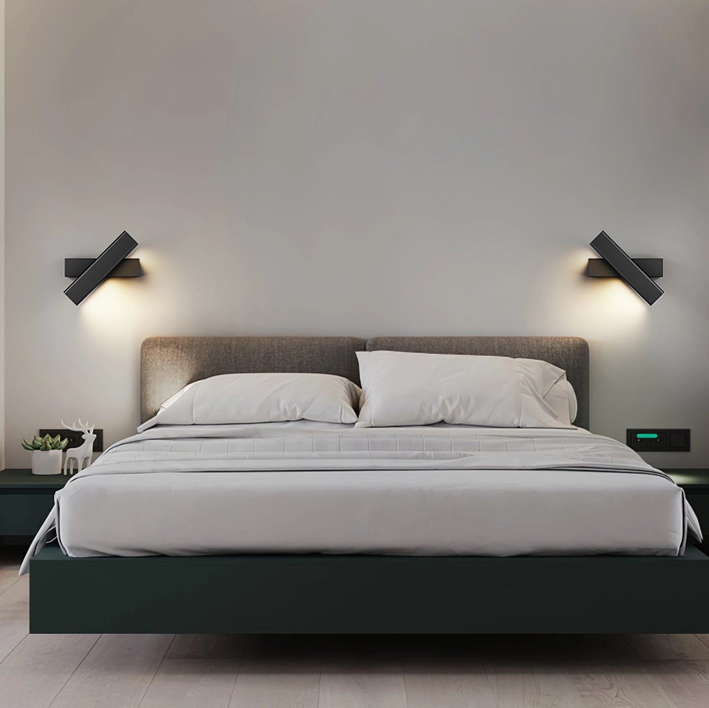Clasp Wall Lamp