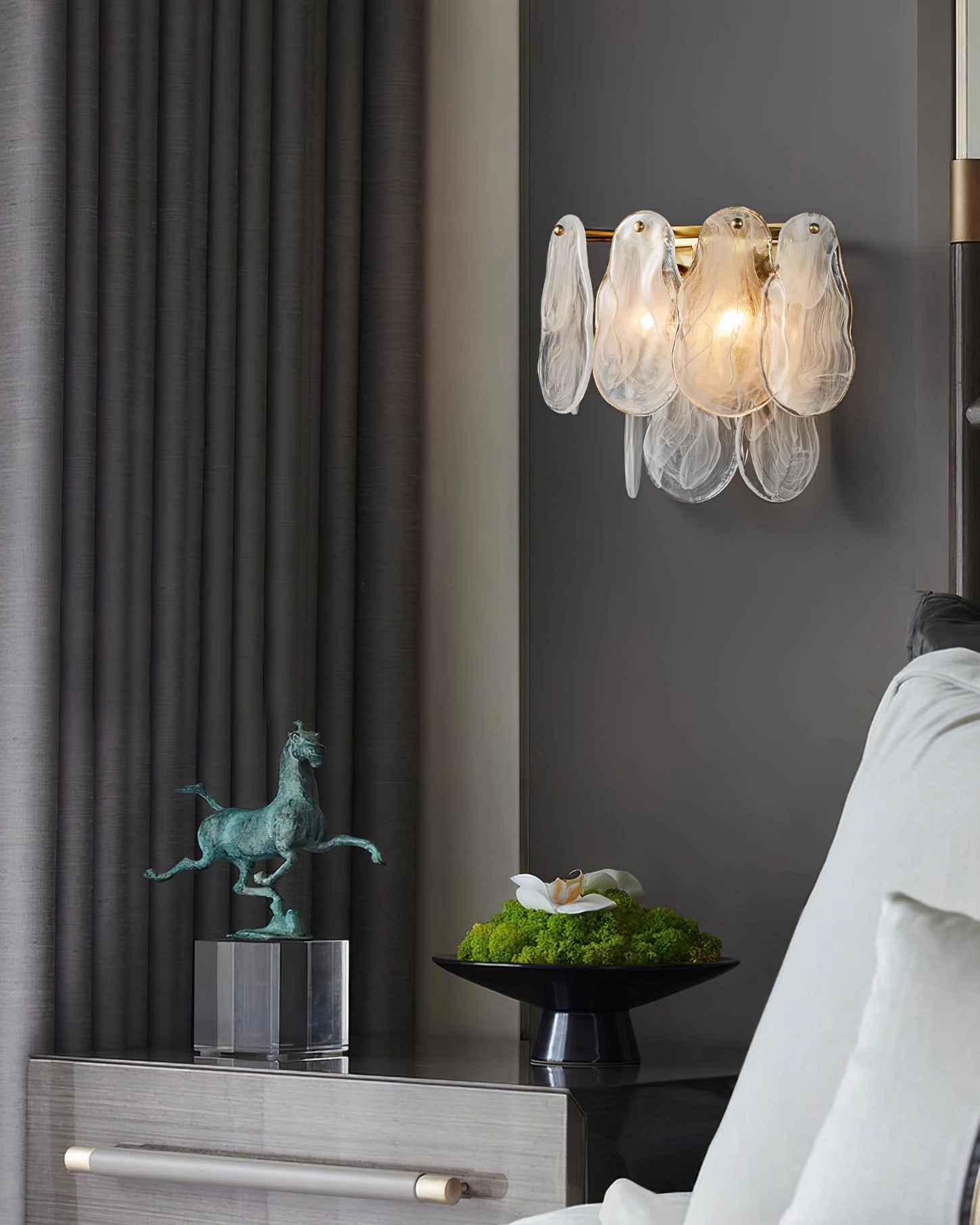 Cloud Glass Wall Lamp