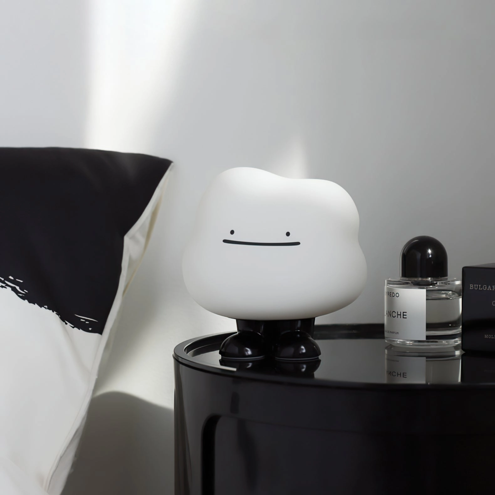 Cloud Night Built-in Battery Table Lamp