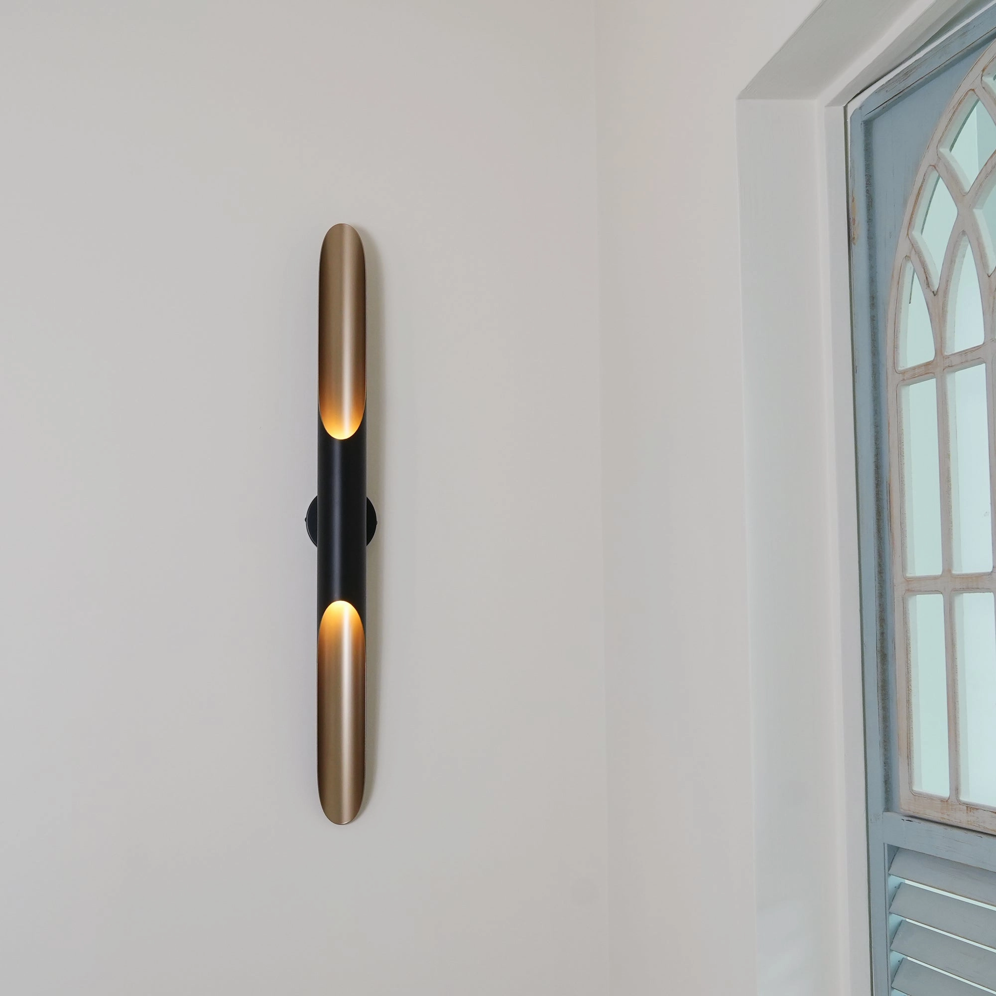 Coltrane Wall Lamp