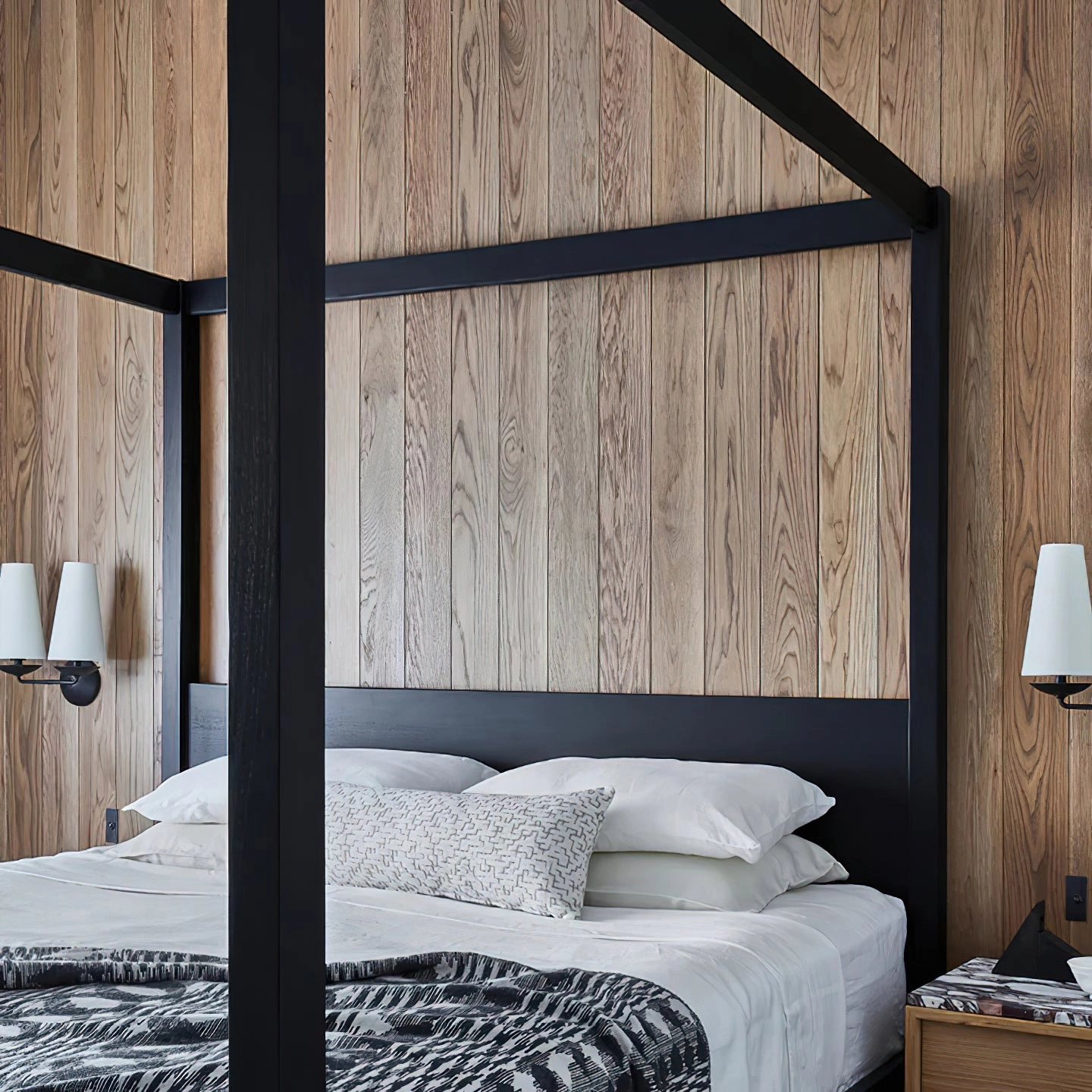 Cormac Wall Light