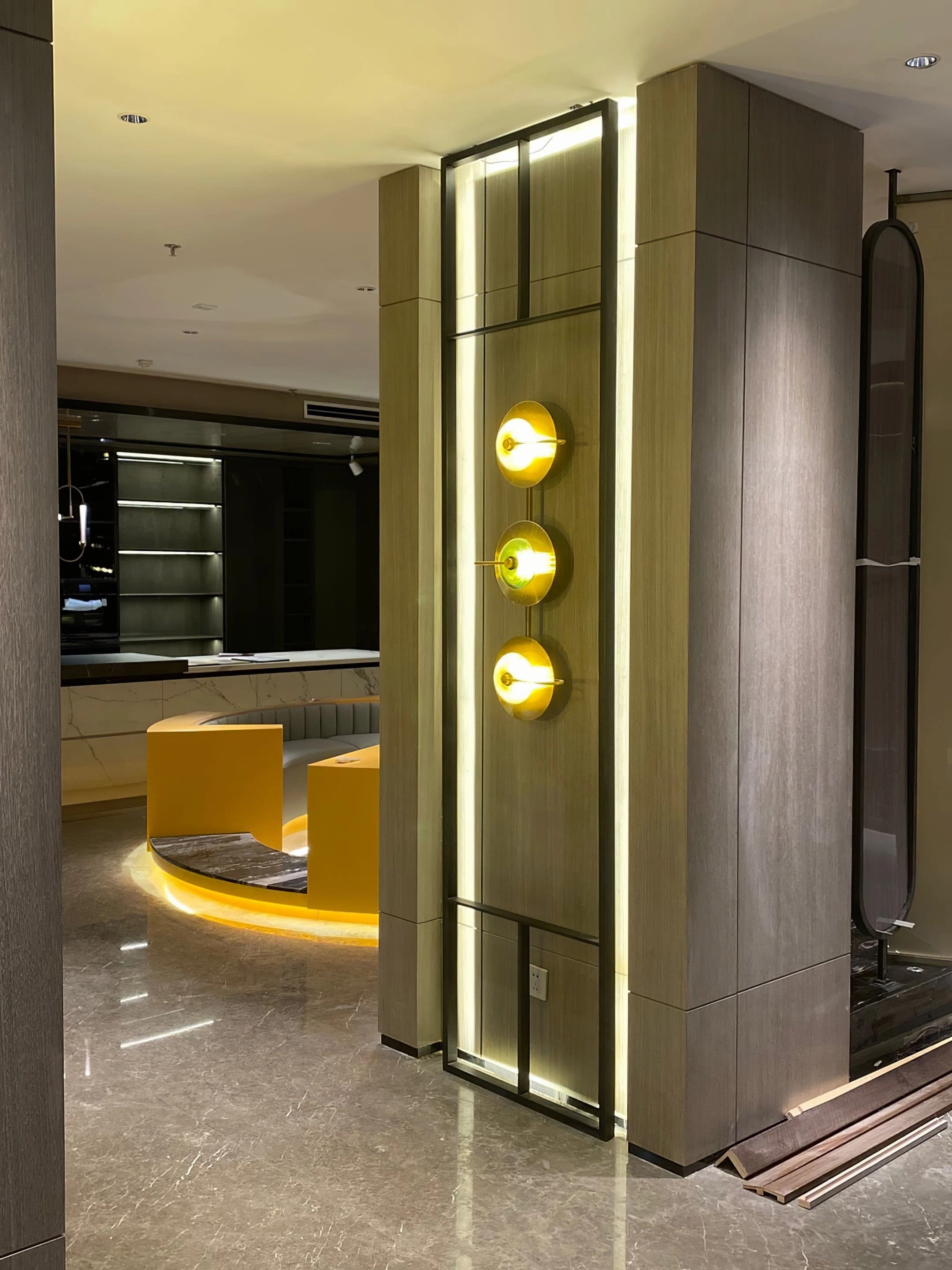 Cristals Wall Lamp
