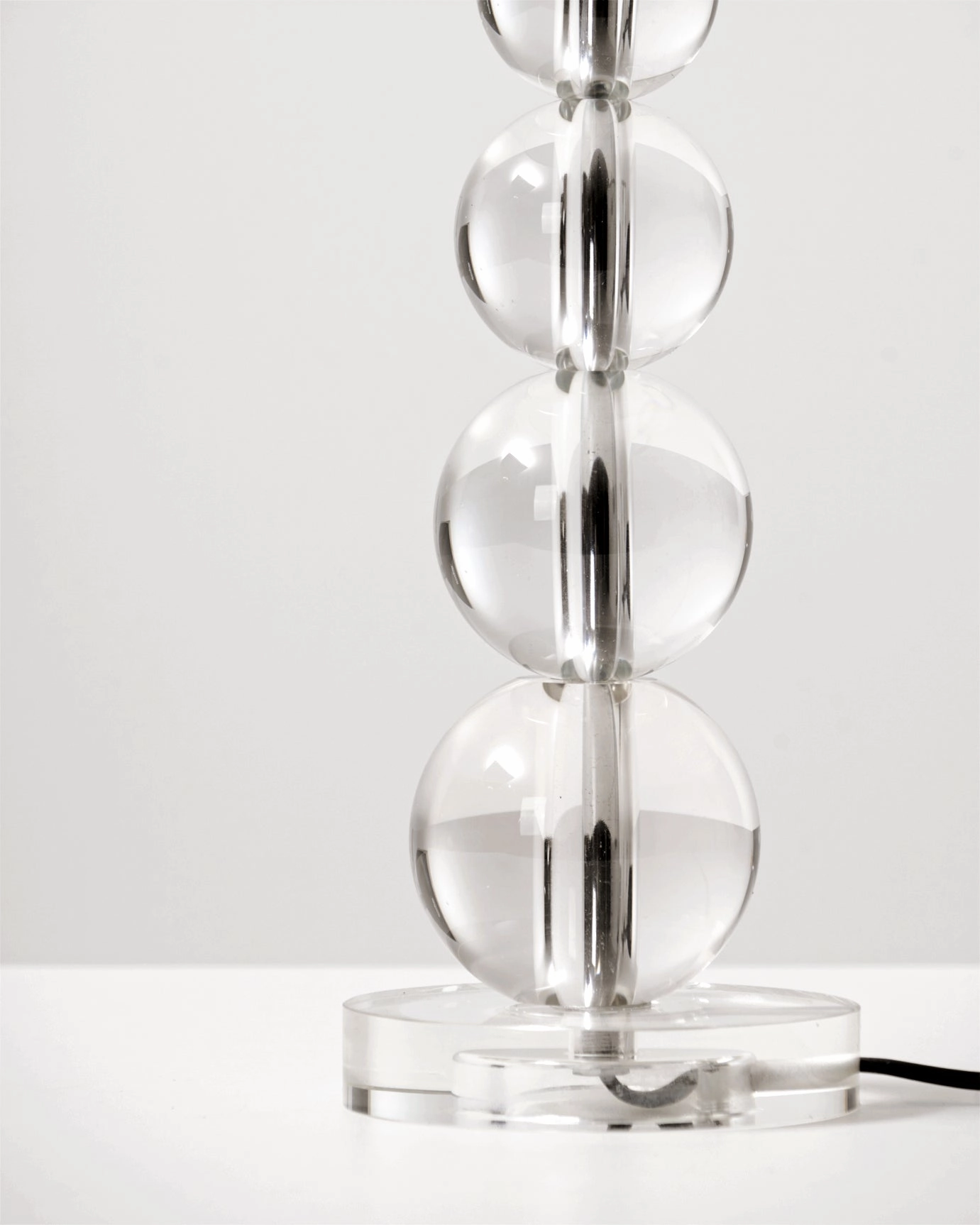Crystal Ball Table Lamp