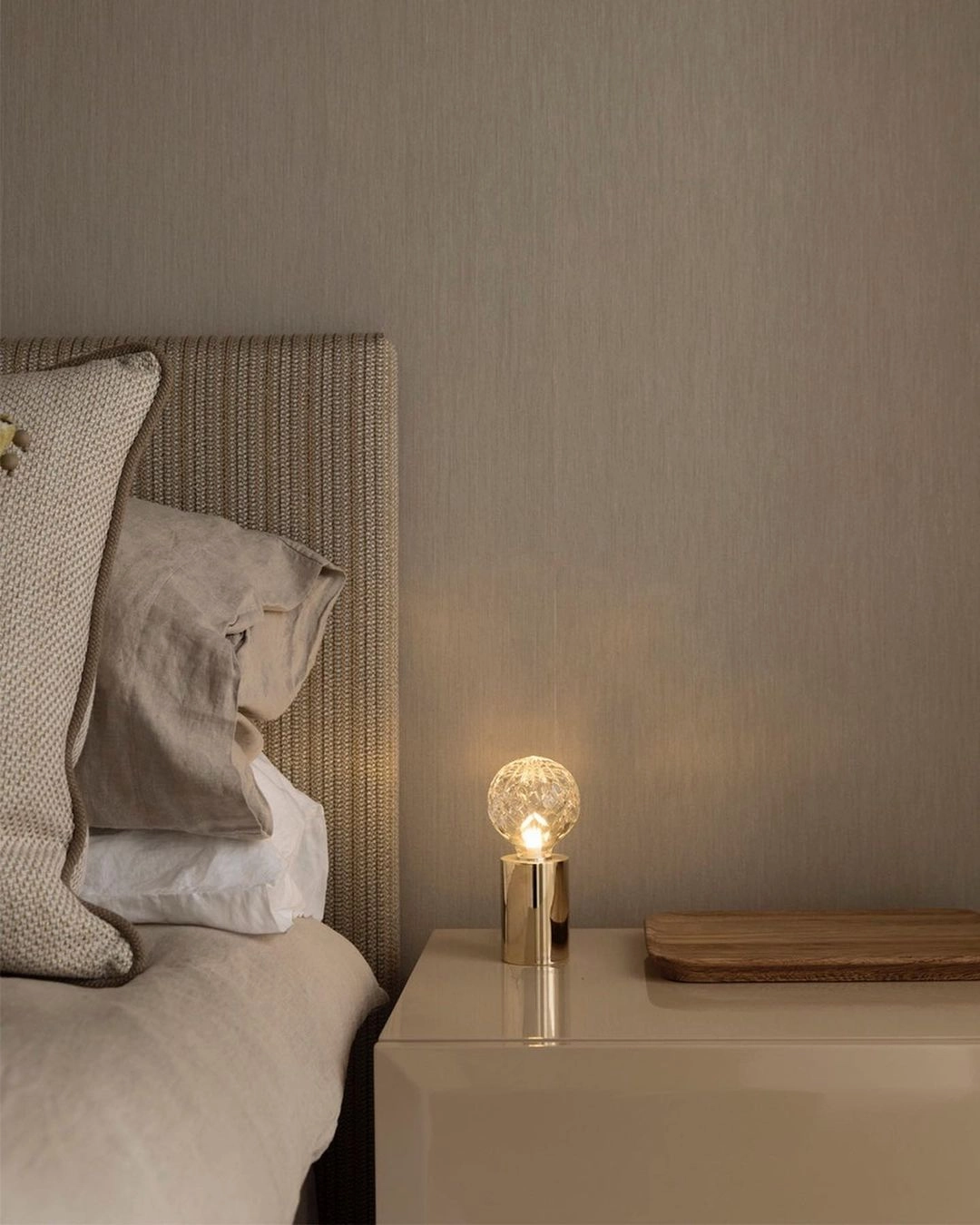 Crystal Bulb Table Lamp