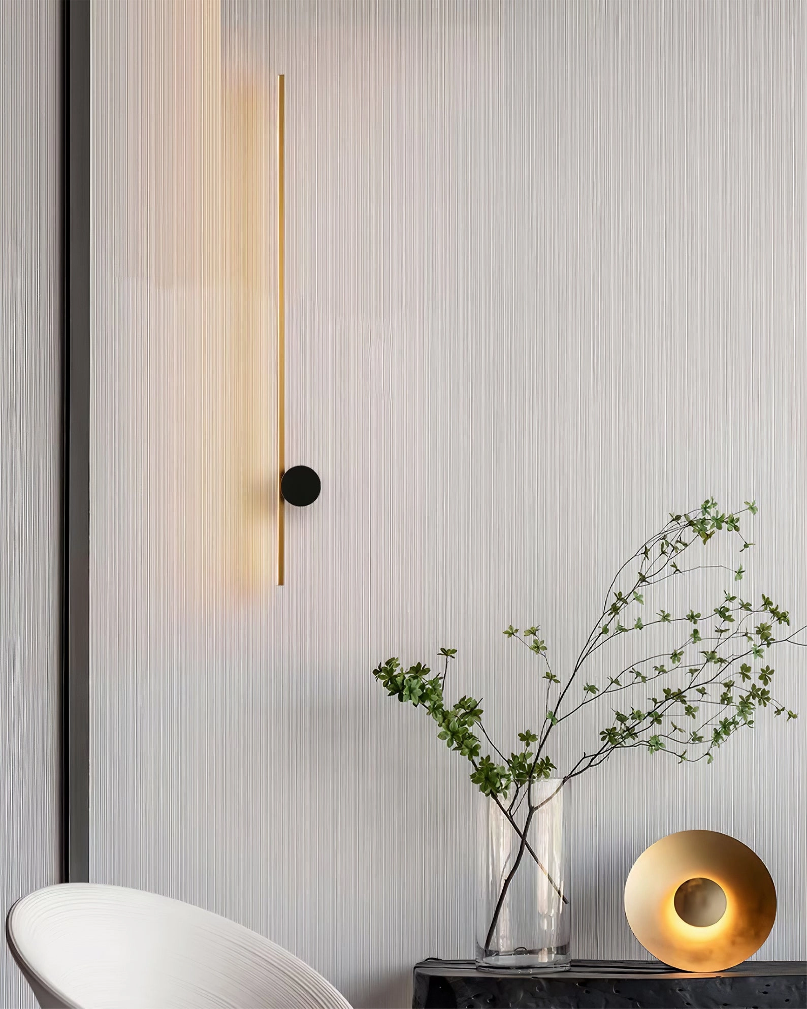 Curved Wall Lamp