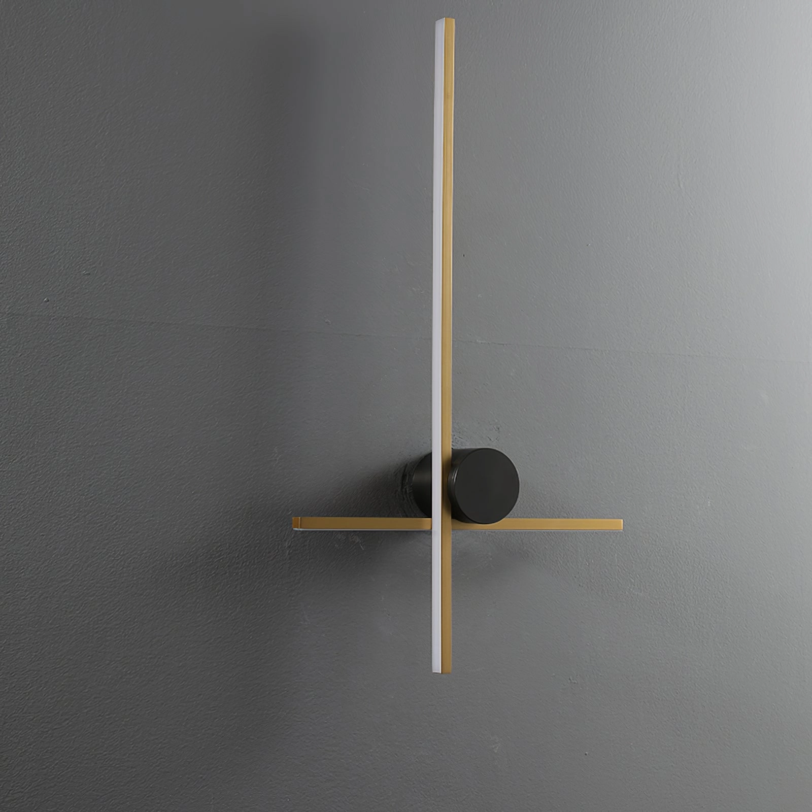 Curved Wall Lamp