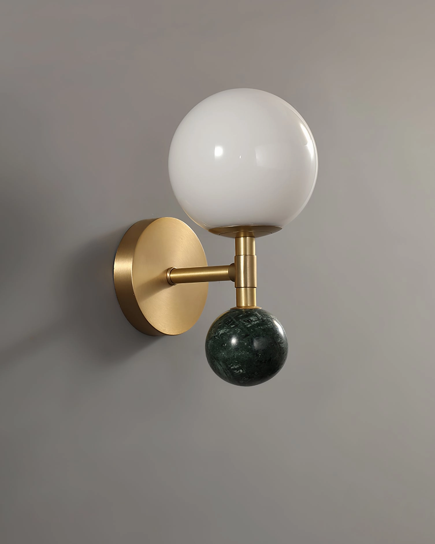Dalt Wall Lamp