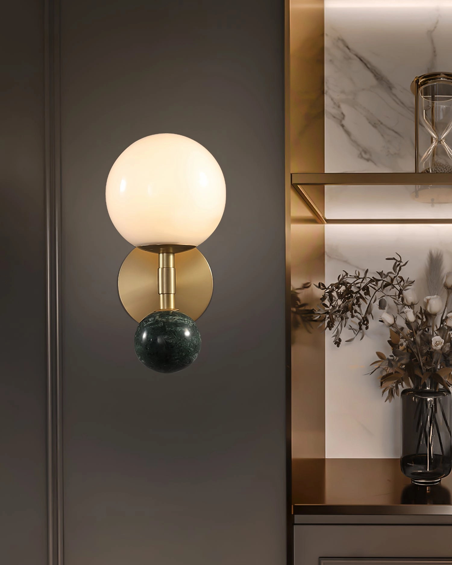Dalt Wall Lamp