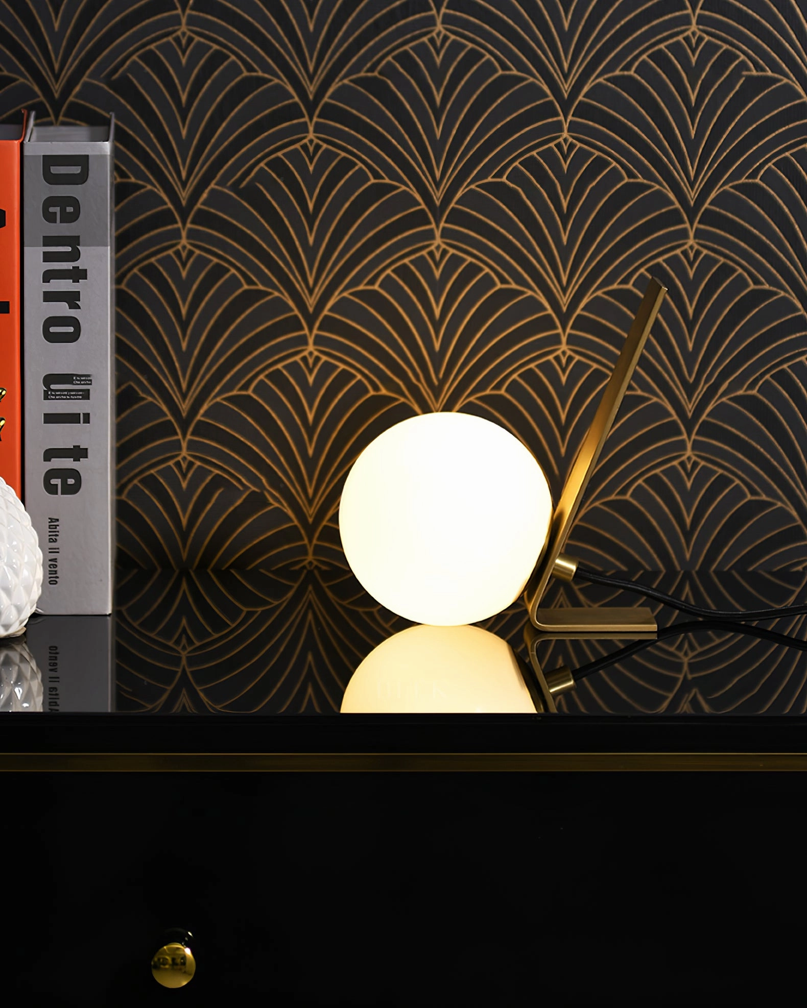 Daphne Table Lamp