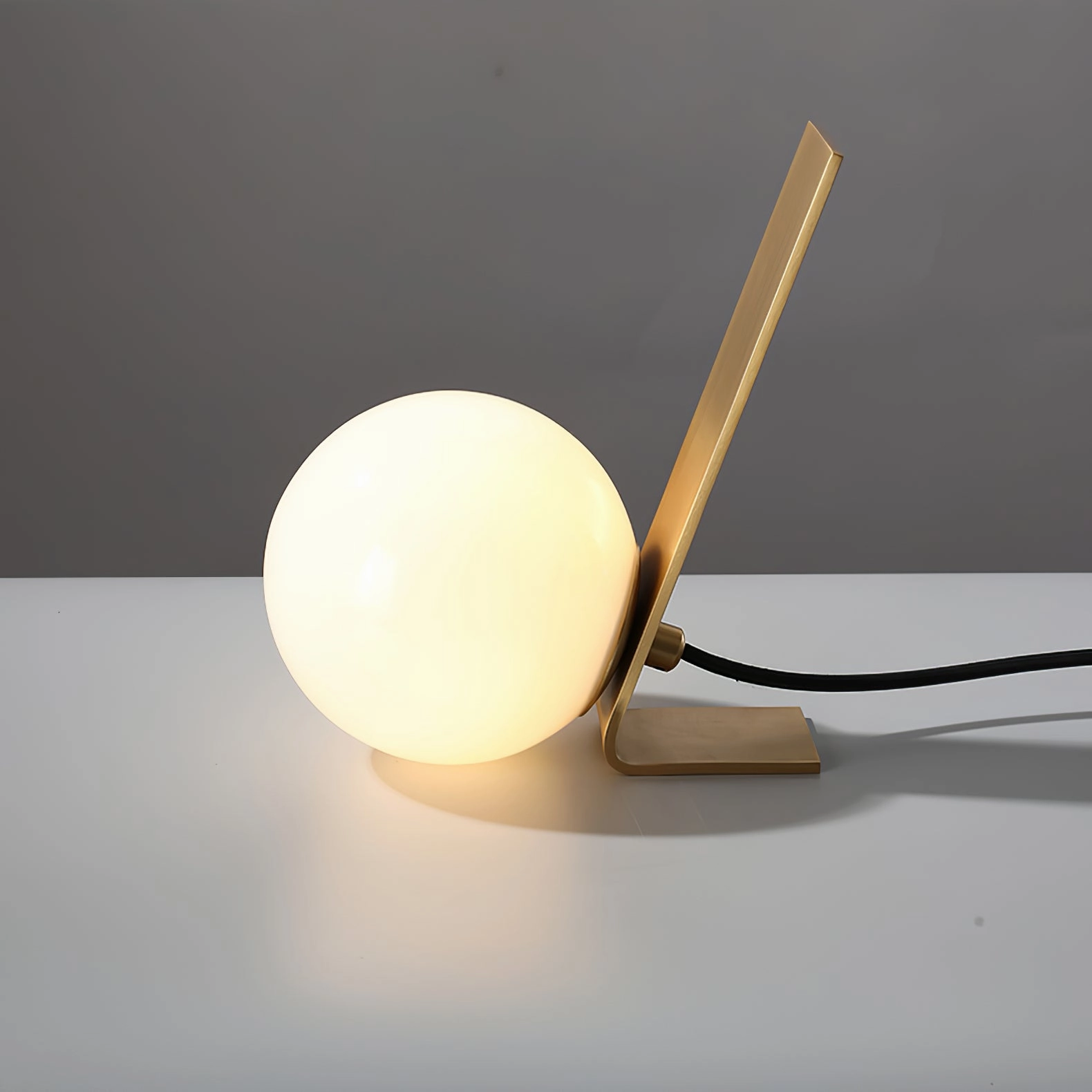 Daphne Table Lamp