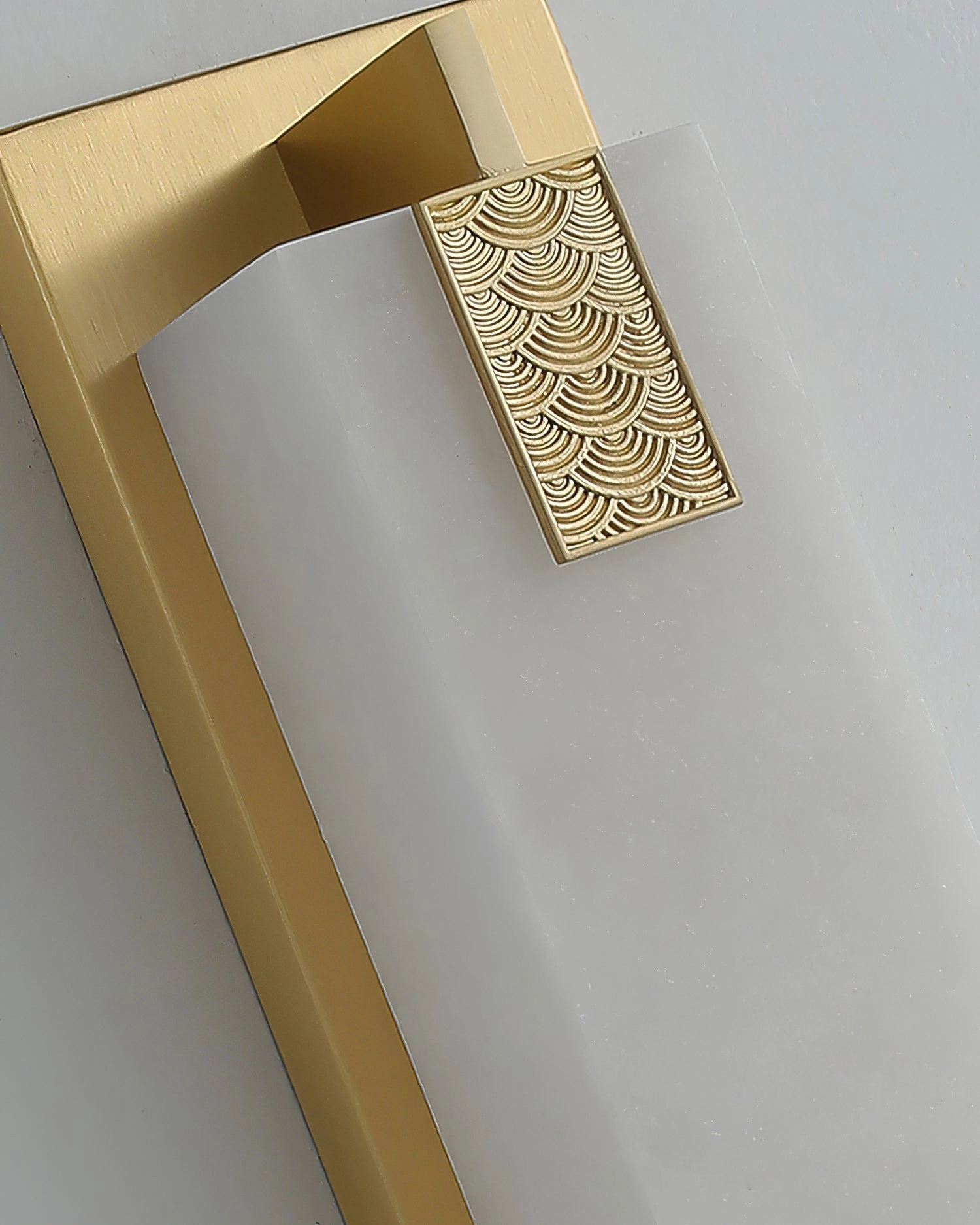 Delmar Wall Lamp