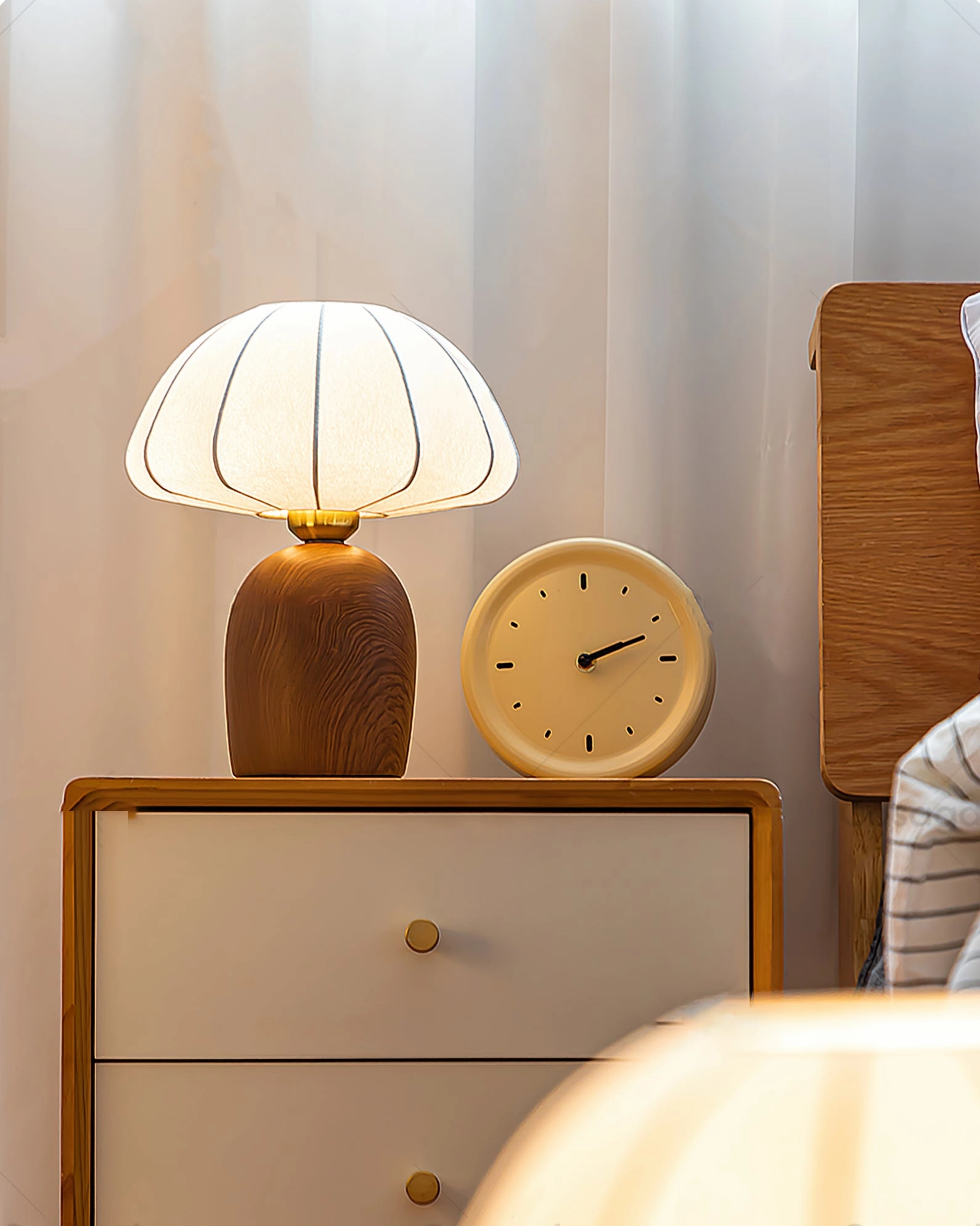 Dion Table Lamp