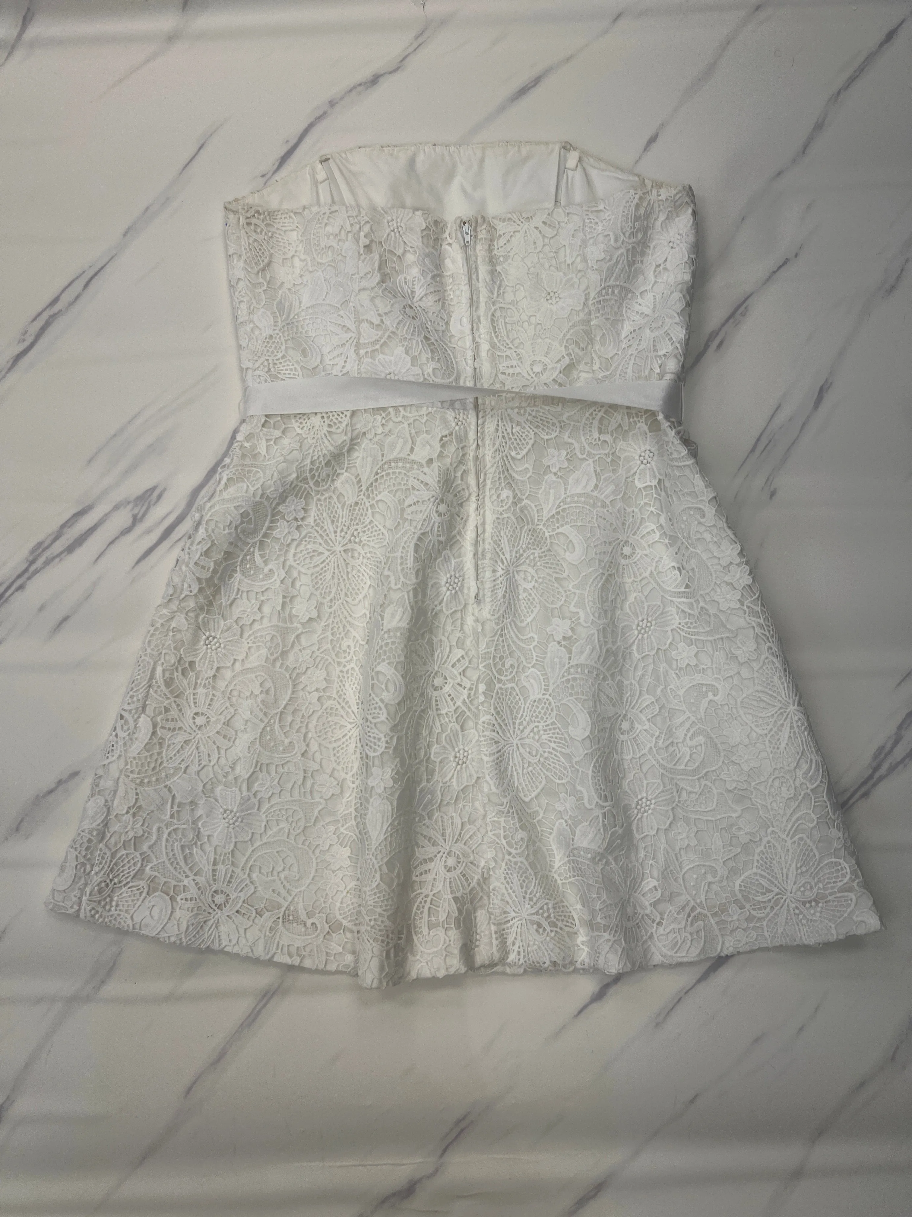 Dress Designer By Lilly Pulitzer In White, Size: 14