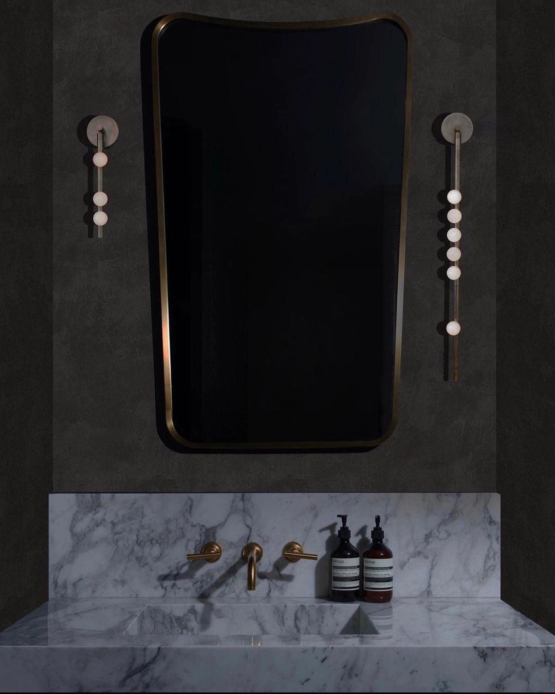 Drop Wall Lamp