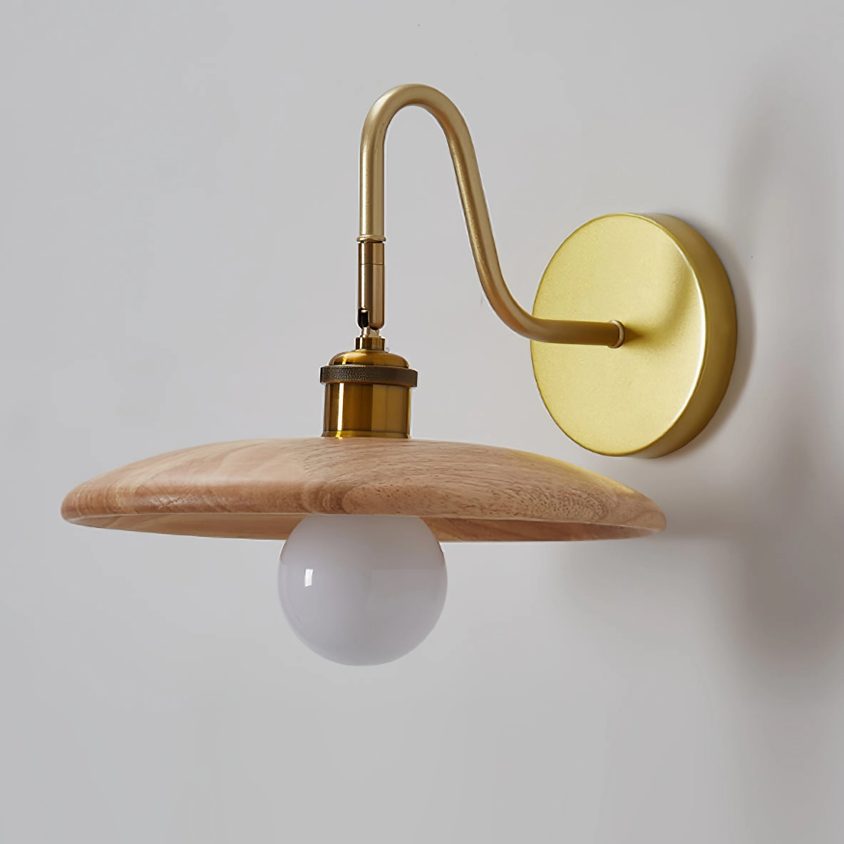 Edmund Wall Lamp