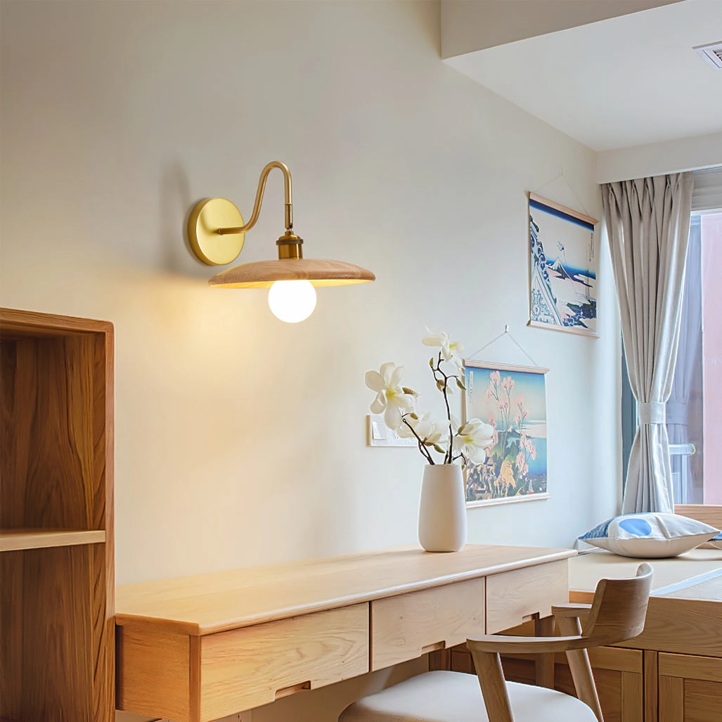 Edmund Wall Lamp