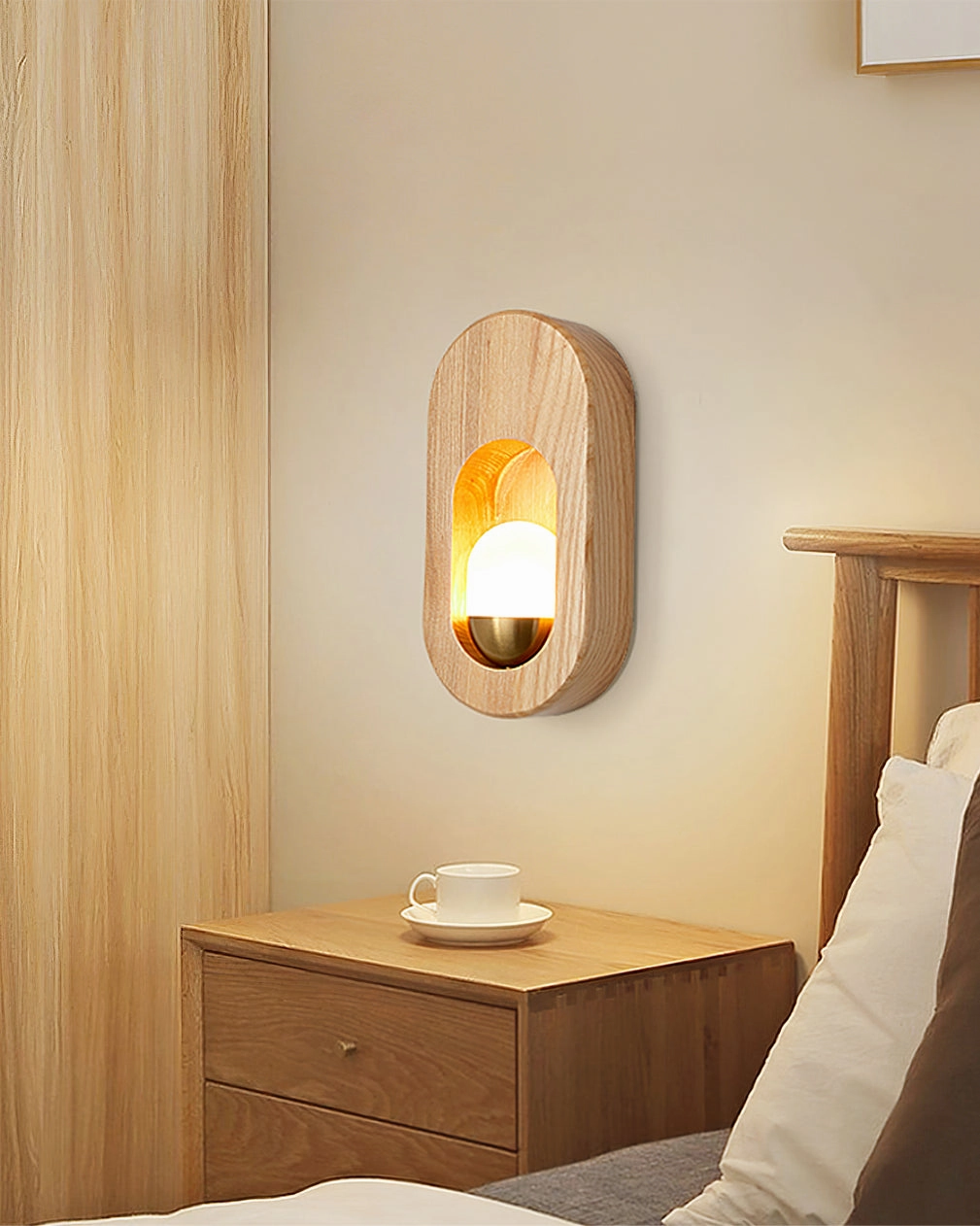 Egg Chaymae Wall Lamp