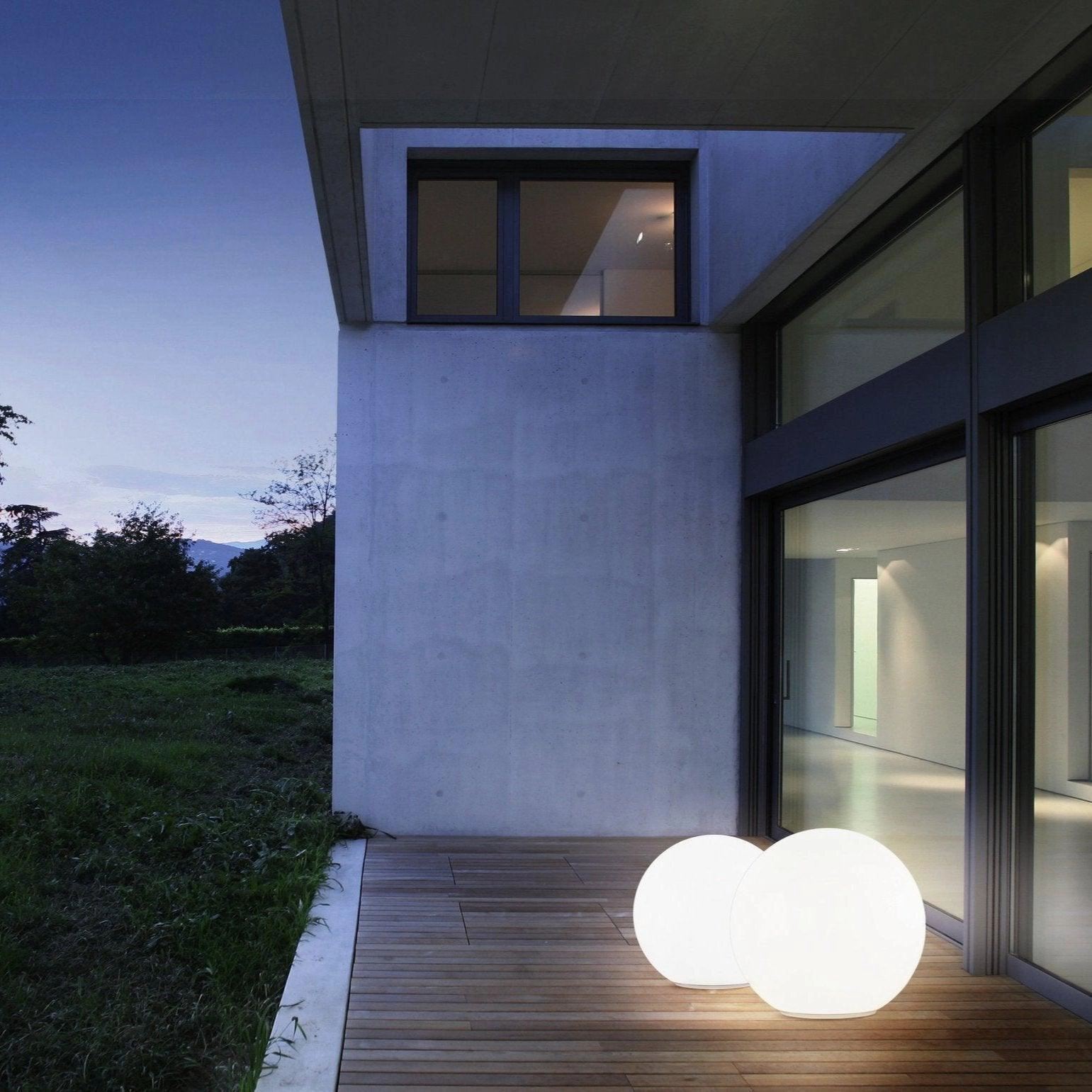 Eglo Monterolo IP65 Outdoor 30cm Plastic Globe Floor Lamp creative lampshade design