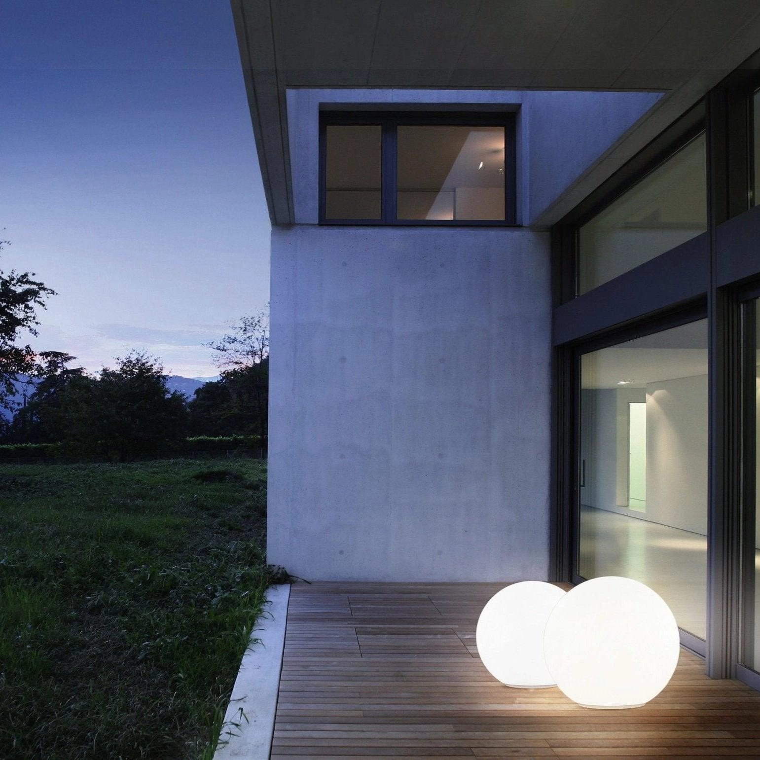 Eglo Monterolo IP65 Outdoor 50cm Plastic Globe Floor Lamp creative lampshade design