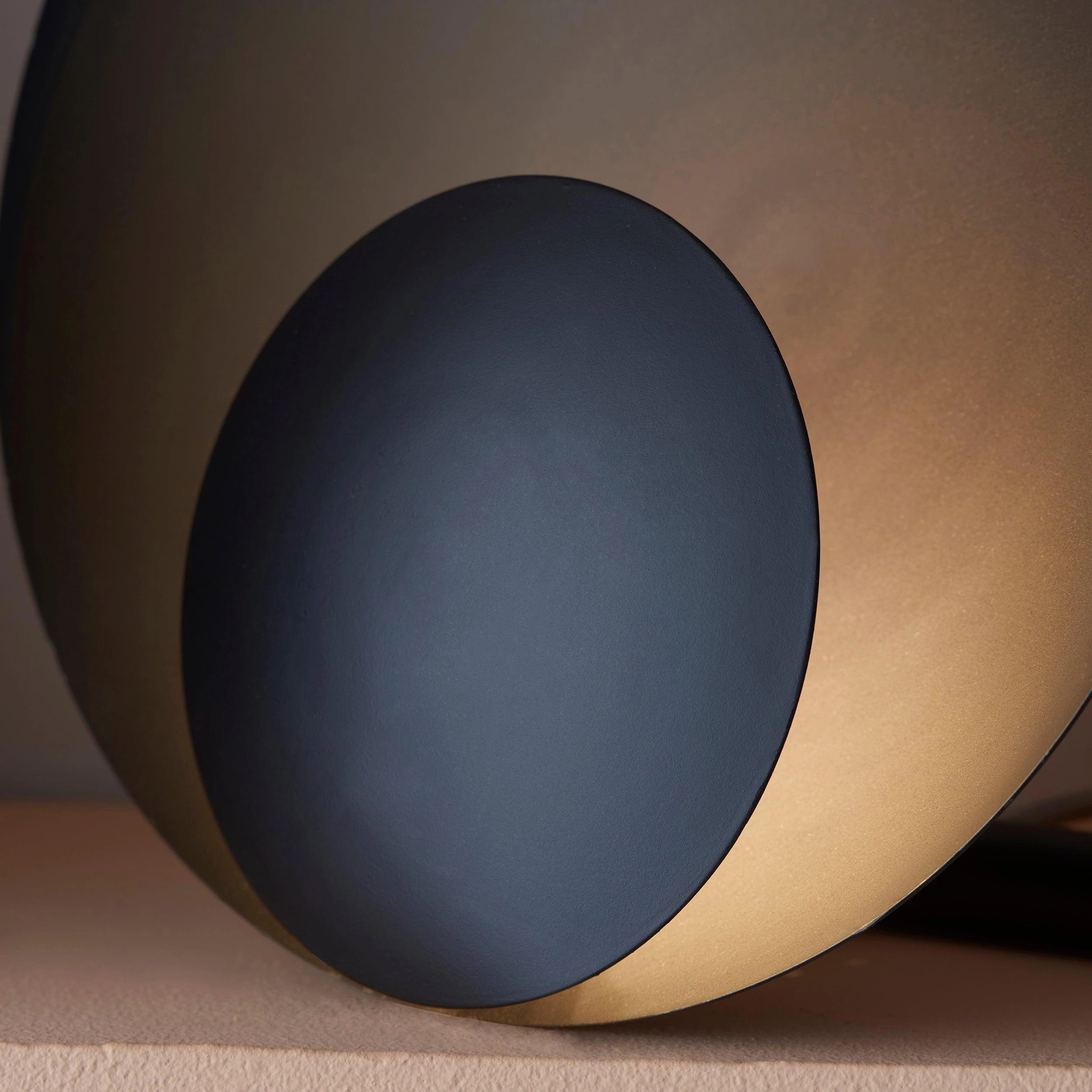Encore Modern Black Circle Small Table Lamp