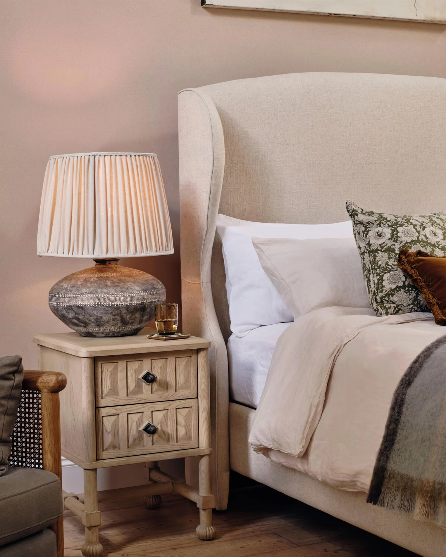 Etta Ceramic Table Lamp