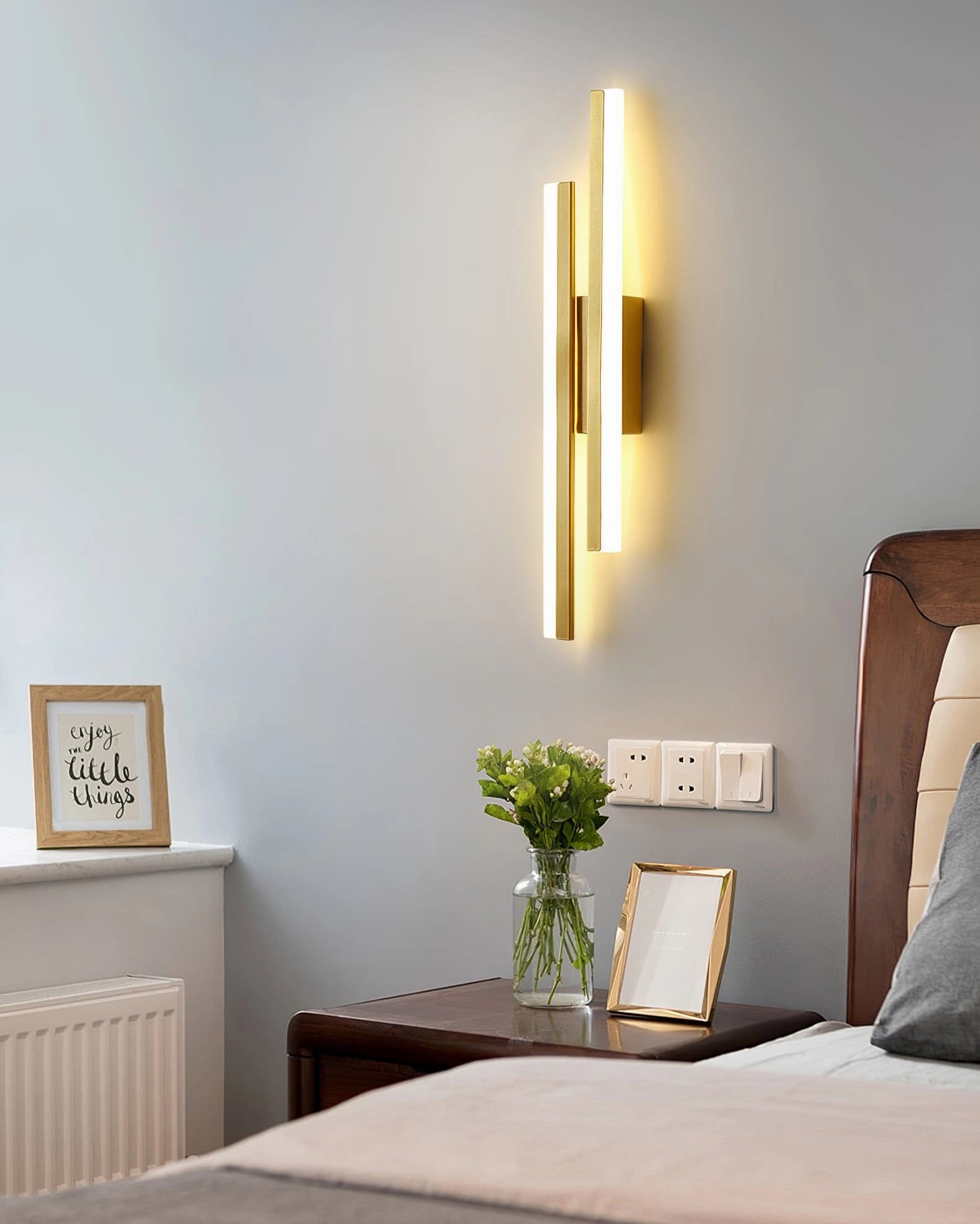 Fallon Wall Lamp