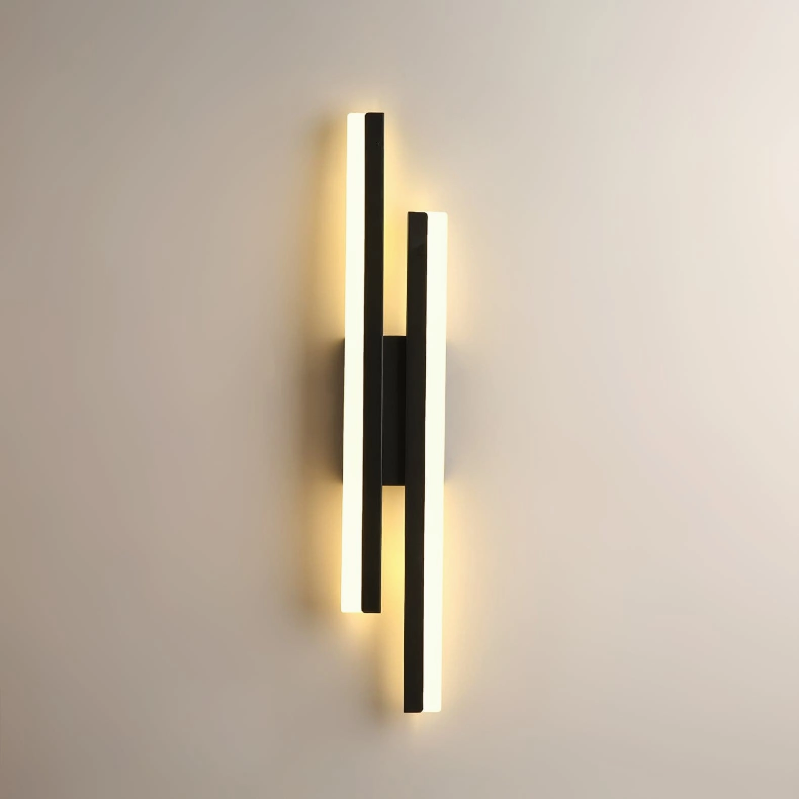 Fallon Wall Lamp