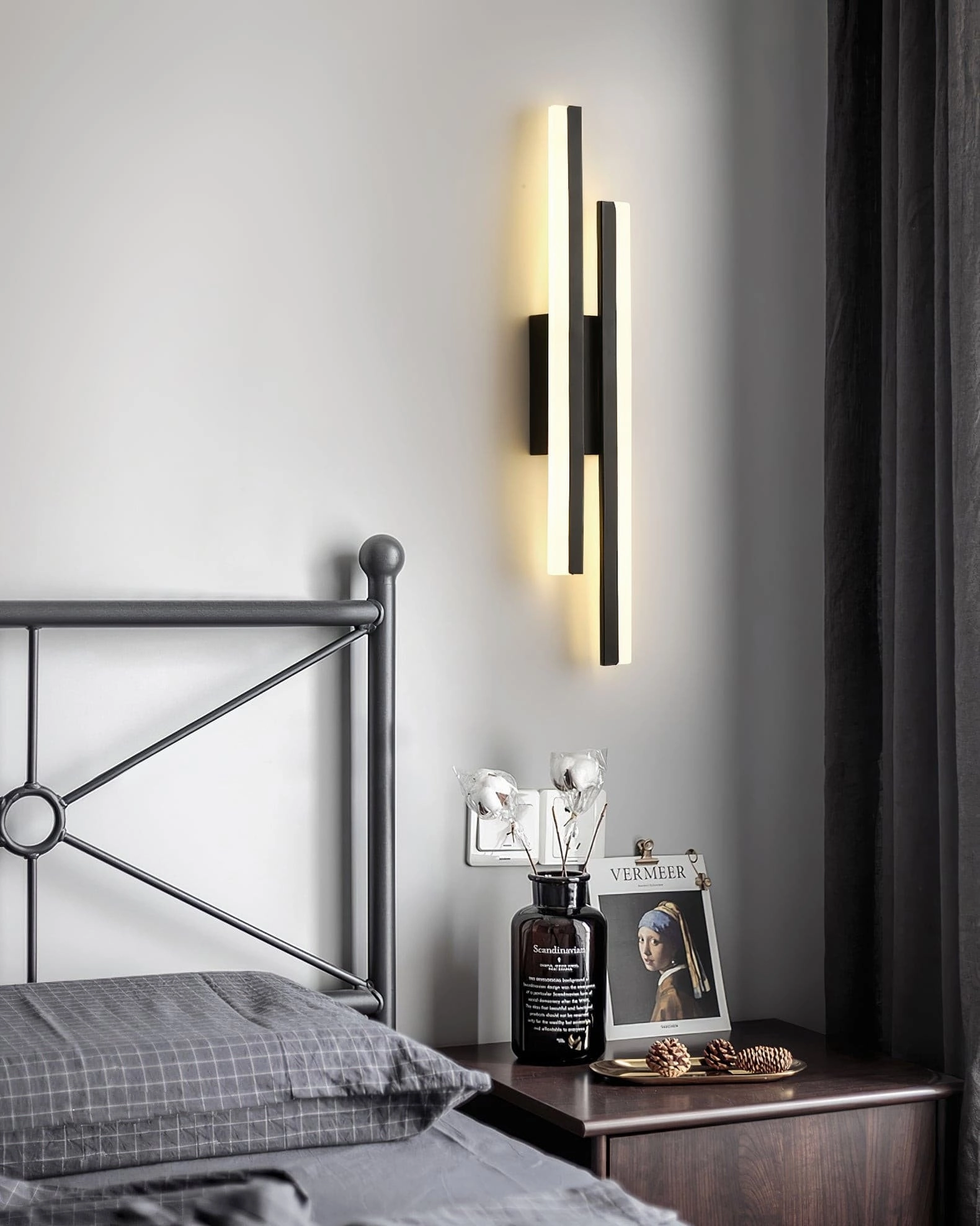 Fallon Wall Lamp
