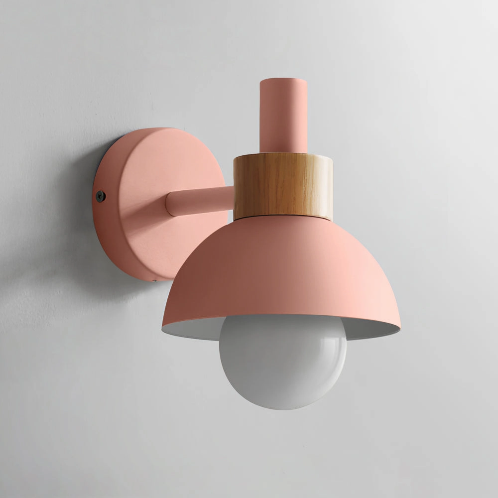 Fanta Wall Lamp
