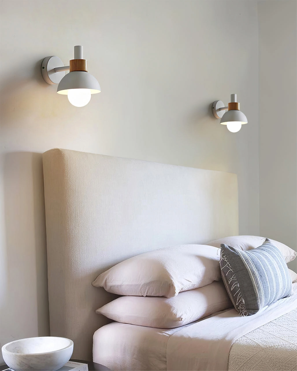 Fanta Wall Lamp