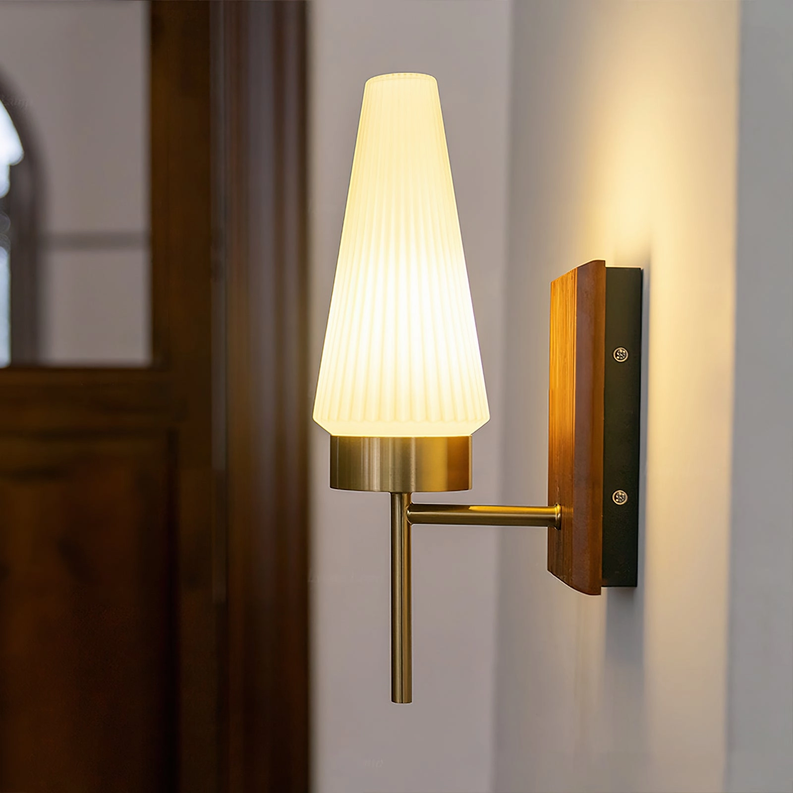 Farrell Wall Light