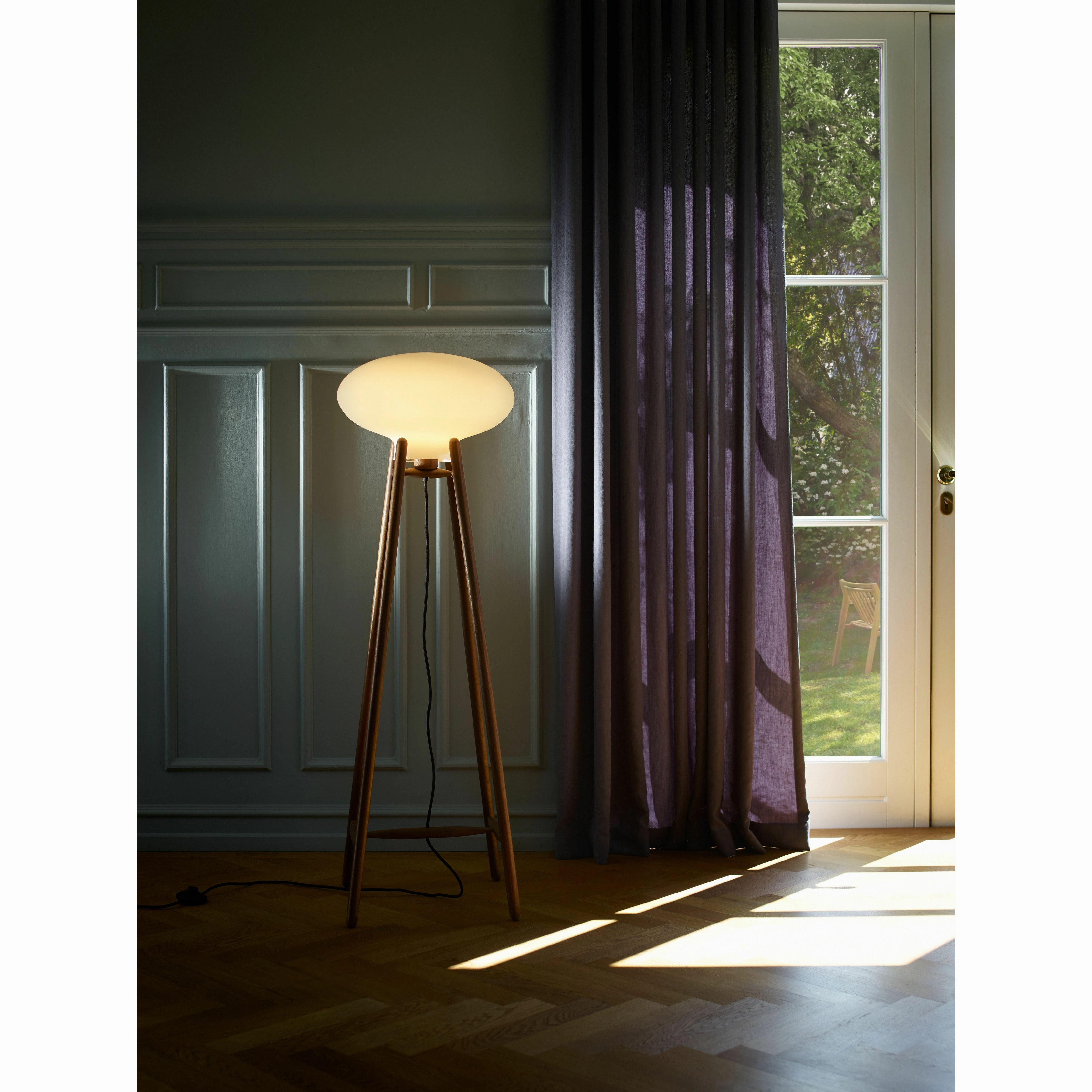 Fdb M?bler U5 Hiti Floor Lamp Opal Glass, Natural/Black
