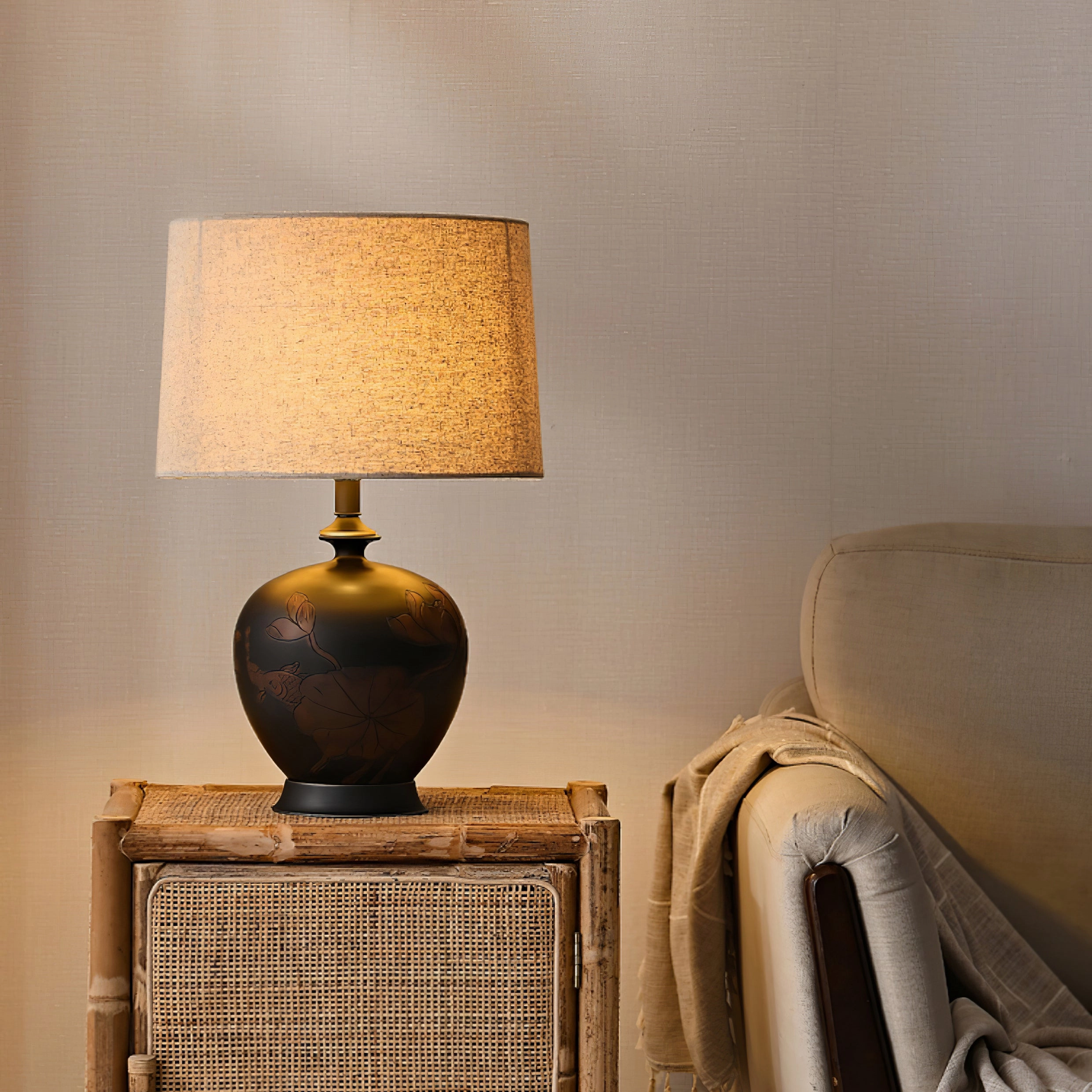 Fish Motif Ceramic Table Lamp