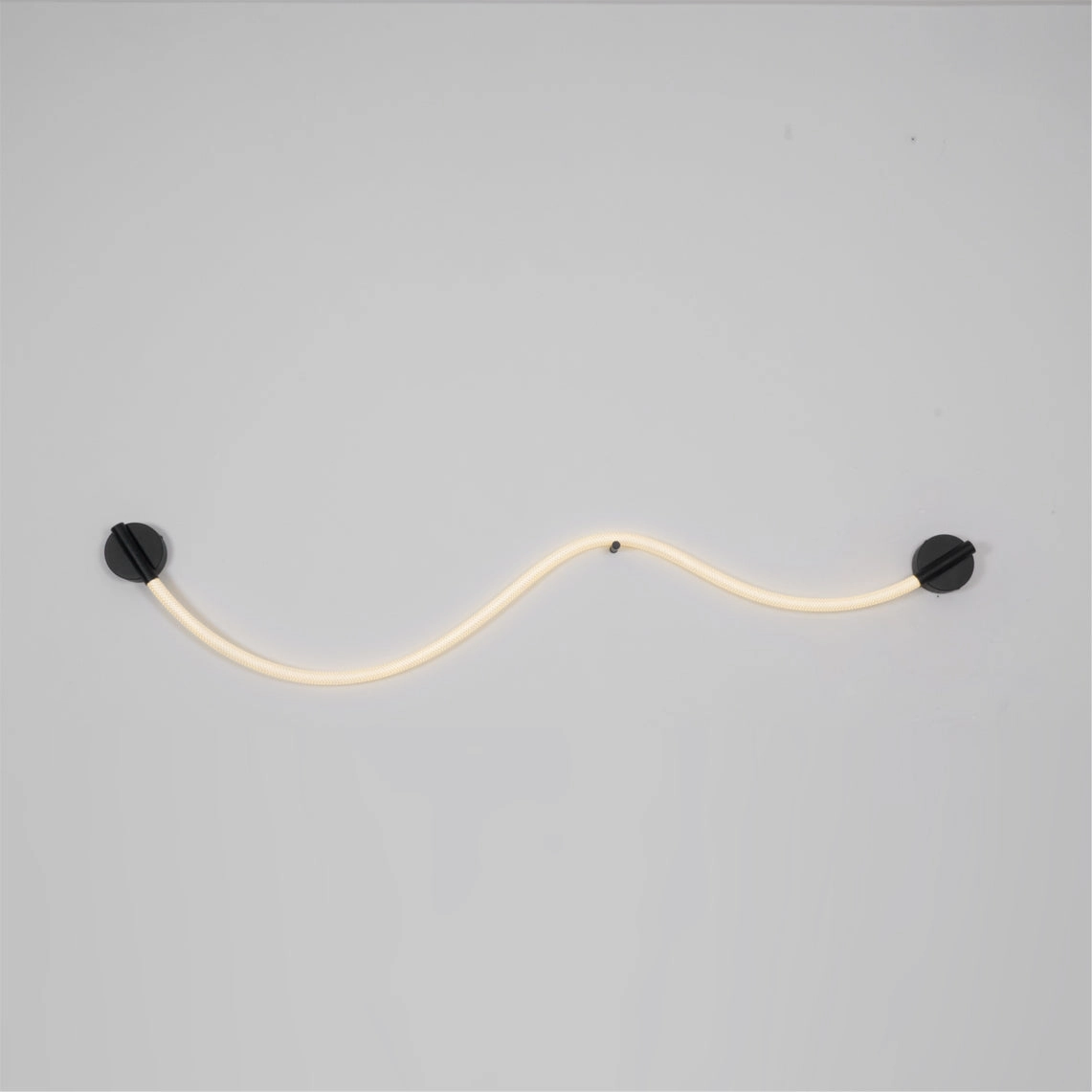 Flecto Tube Wall Lamp