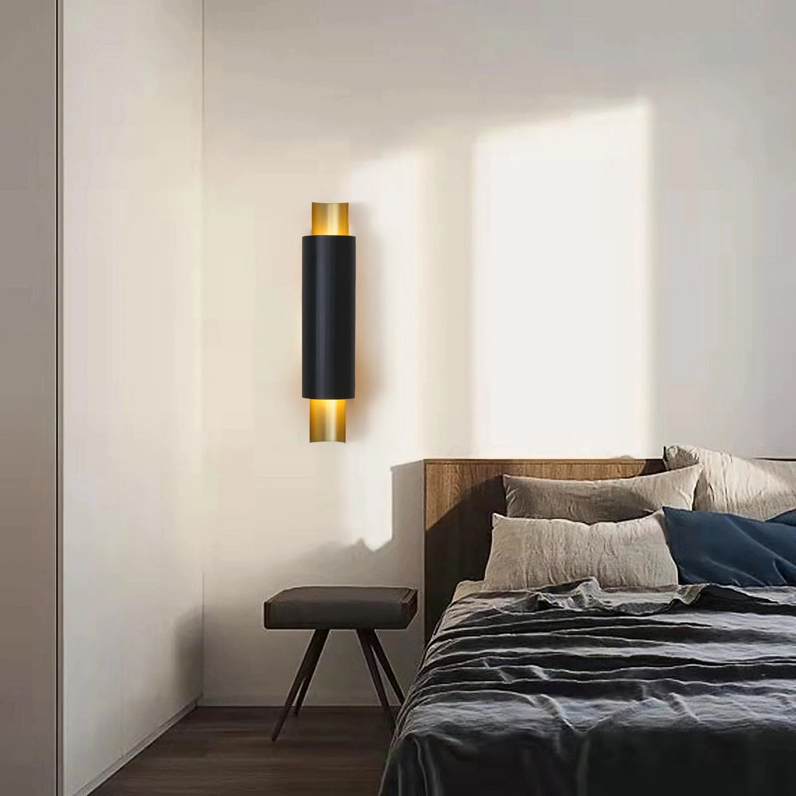 Flis Wall Lamp