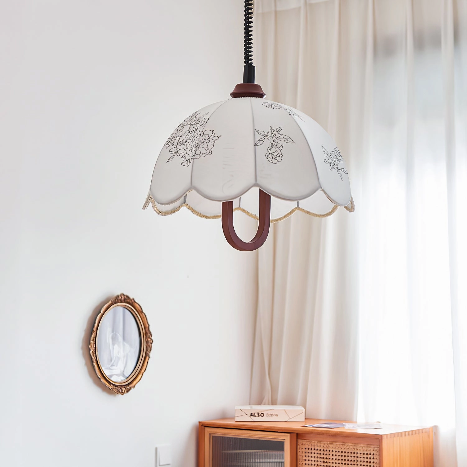 Floral Grace Pendant Lamp