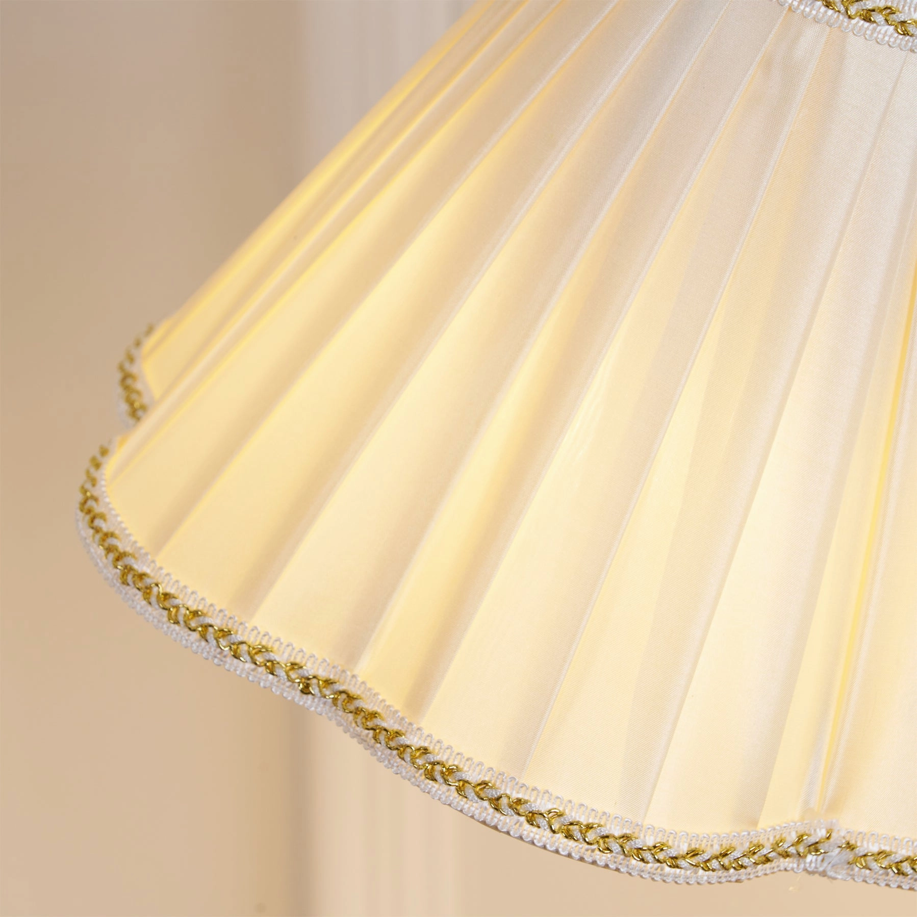 Florentine Fabric Table Lamp